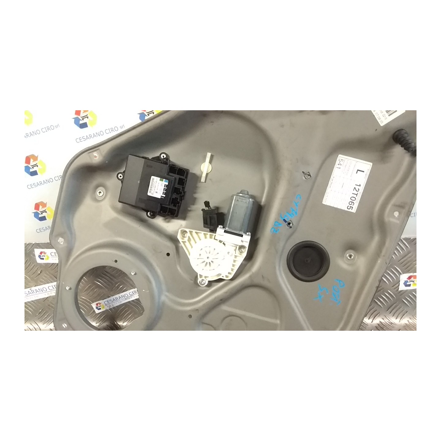 ALZACRISTALLO ELETTR. PORTA POST. SX. 056 MERCEDES-BENZ CLASSE A (W/C169) (07/04-04/13 640940 A1697303379