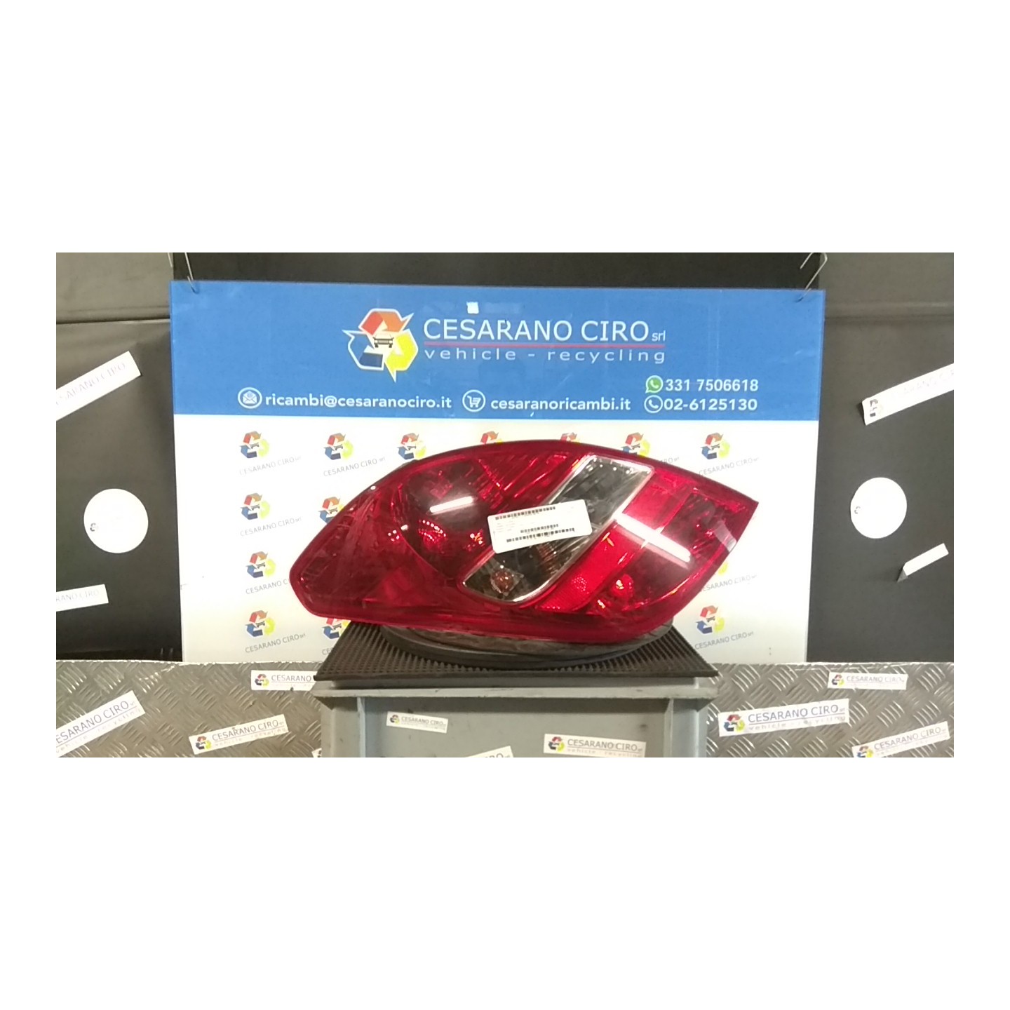 FANALE POST. SX. 100 HYUNDAI I20 (01/09-) D4FB 924101J000