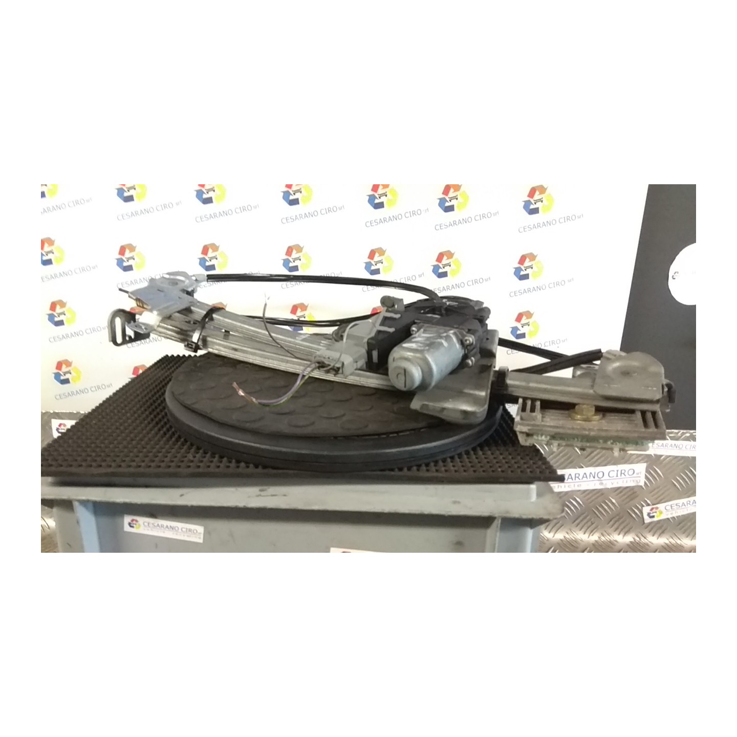 ALZACRISTALLO ELETTR. PORTA ANT. CON MOTORINO DX. 019 CITROEN C3 PLURIEL (05/03-11/10) KFV 9222N9