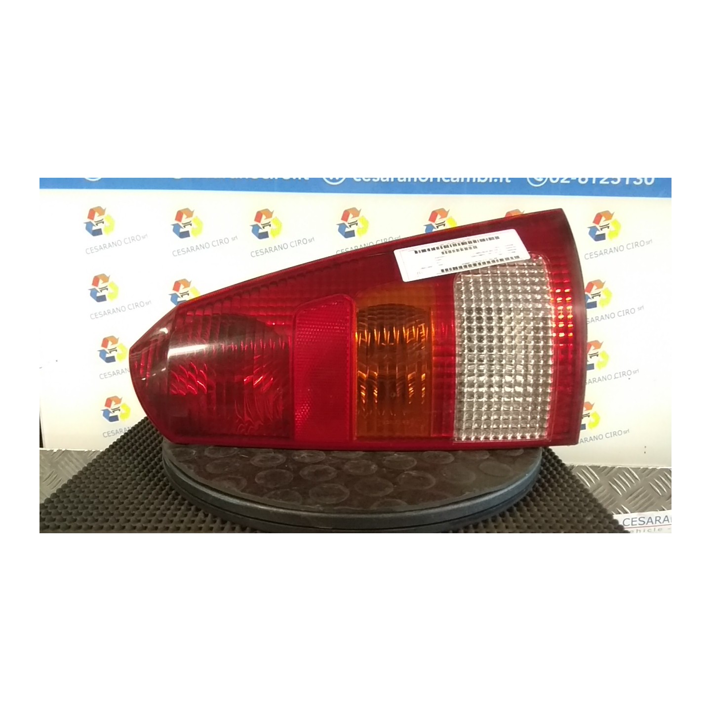 FANALE POST. DX. 034 FORD FOCUS (CAK) (10/98-03/02) FYDB 1233322