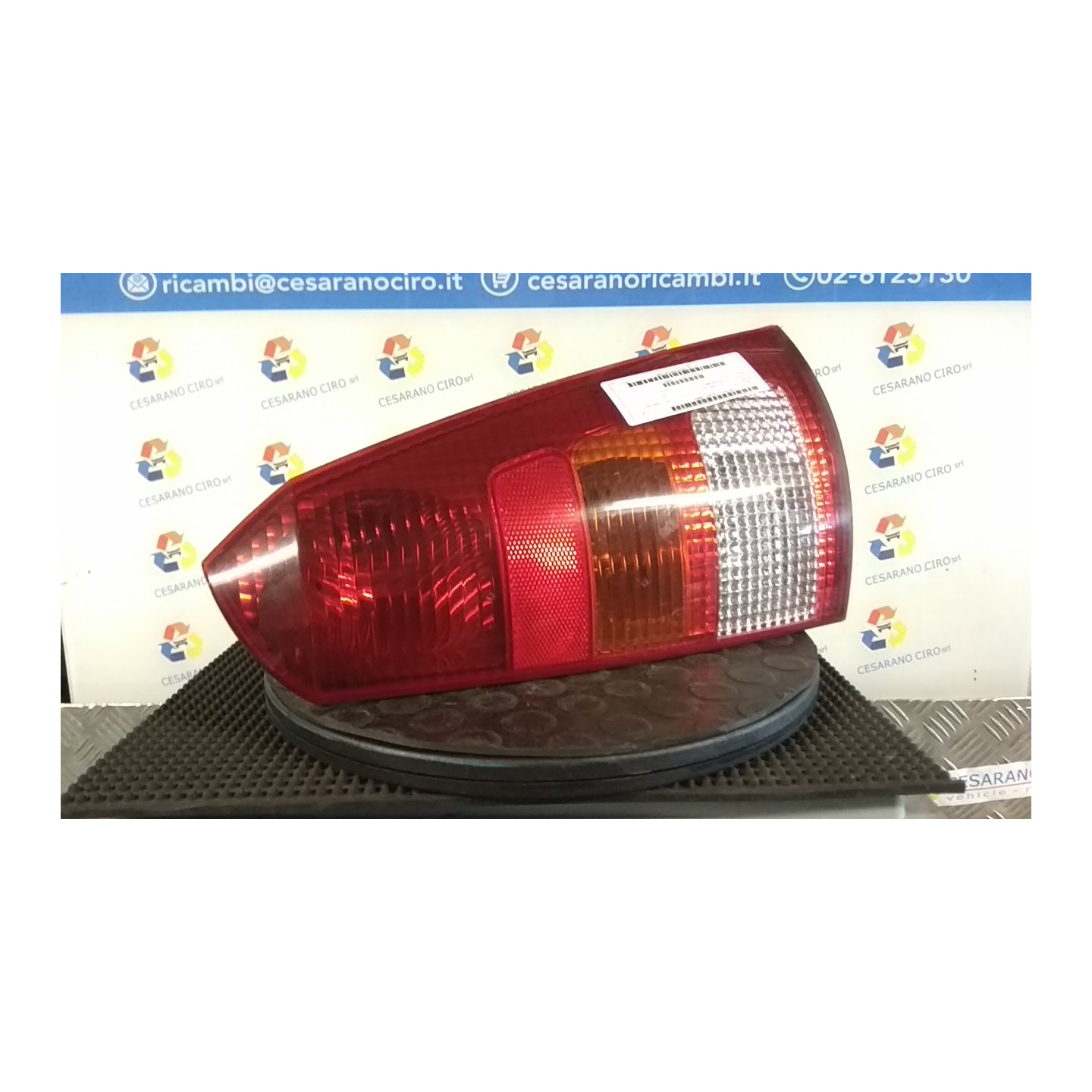 FANALE POST. DX. 034 FORD FOCUS (CAK) (10/98-03/02) FYDB 1233322
