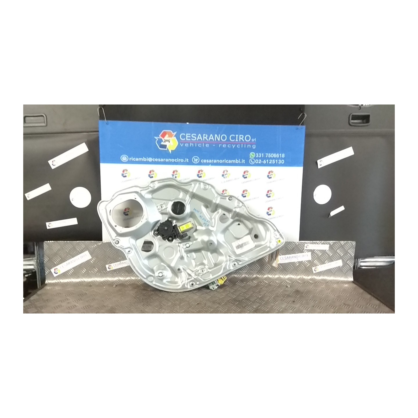 ALZACRISTALLO PORTA POST. SX. 120 LANCIA MUSA (TG) (07/04-06/08) 843A1000 71734851