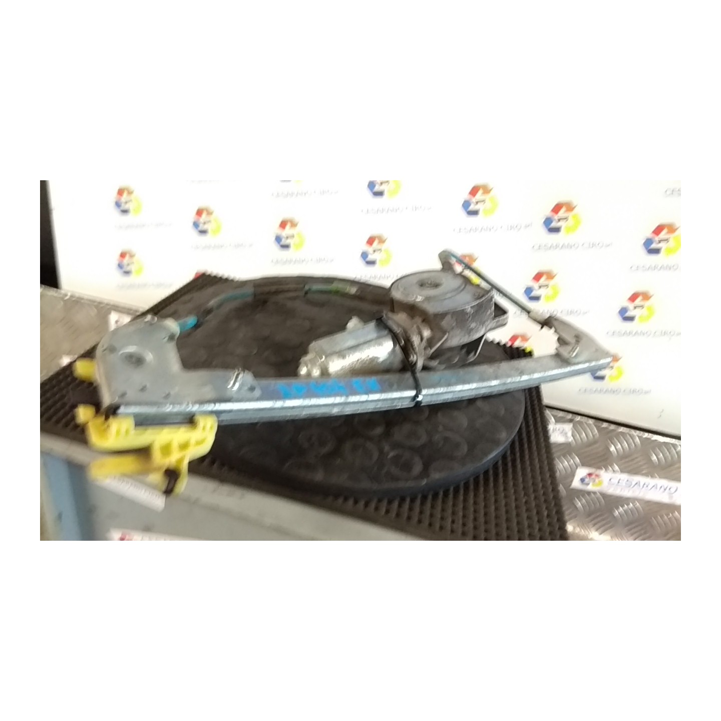 ALZACRISTALLO ELETTR. PORTA POST. SX. 160 CITROEN XSARA PICASSO (12/99-01/10) NFU 9223E3
