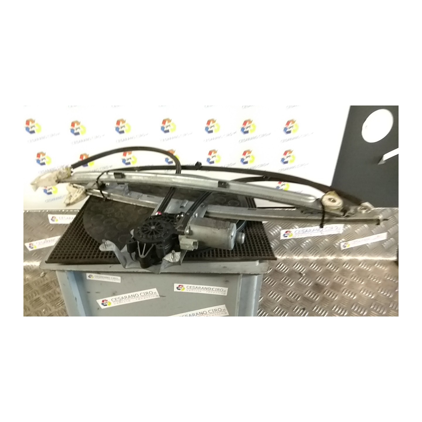 ALZACRISTALLO ELETTR. PORTA ANT. C/MOTORINO DX. 162 CITROEN XSARA PICASSO (12/99-01/10) NFU 9222F9