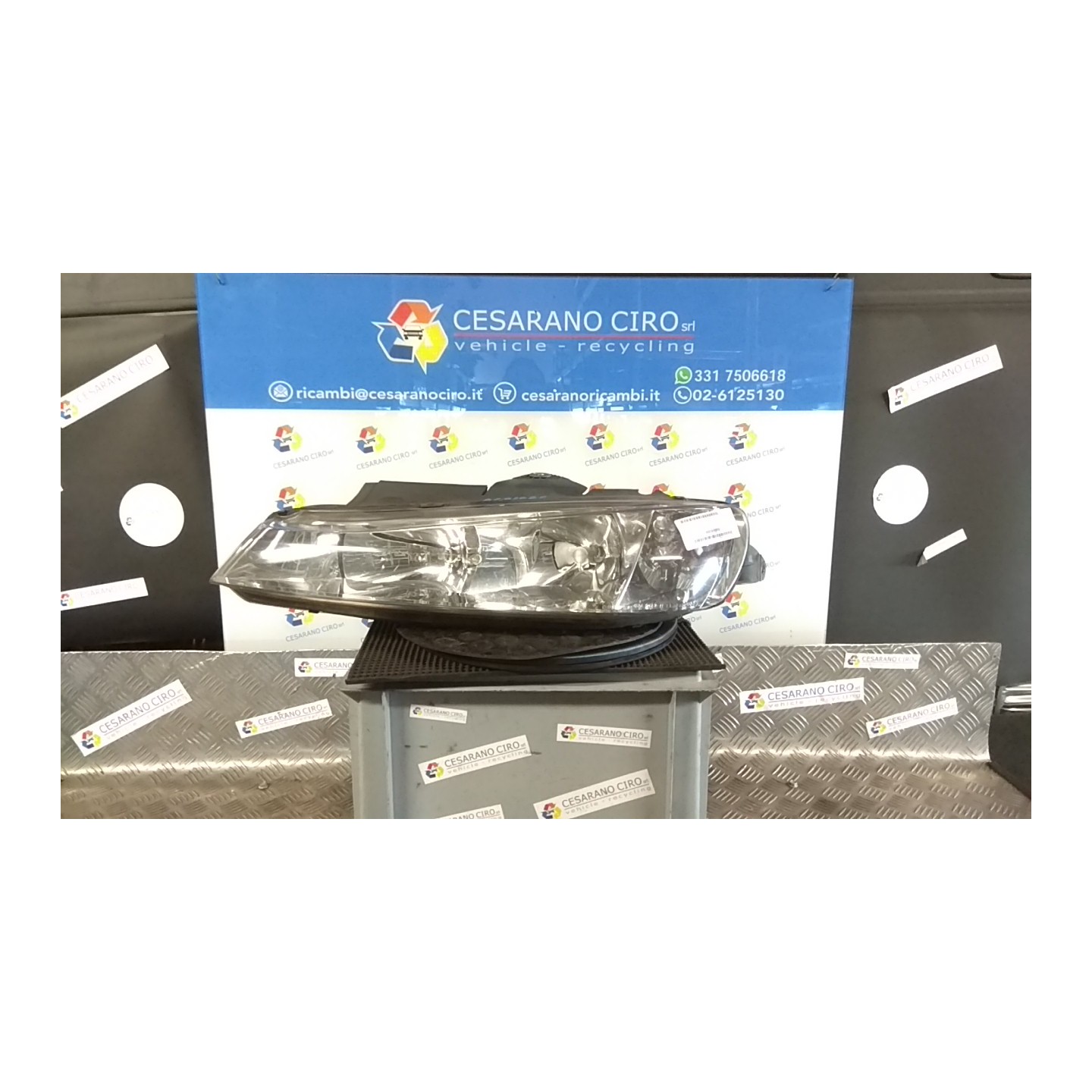 PROIETTORE CON REGOLATORE ALTEZZA SX. 011 PEUGEOT 406 (04/99-05/04) 4HX 6204V2