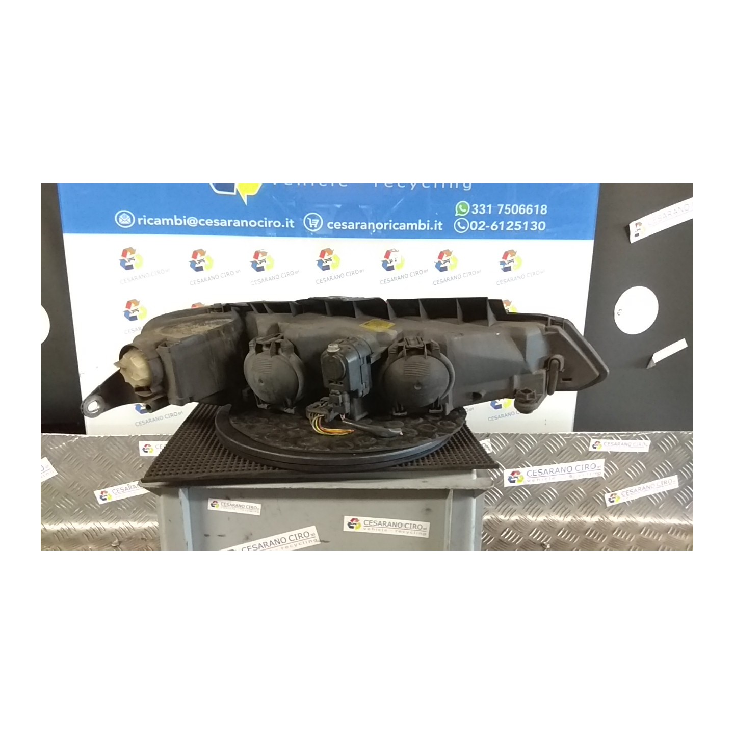 PROIETTORE CON REGOLATORE ALTEZZA SX. 011 PEUGEOT 406 (04/99-05/04) 4HX 6204V2