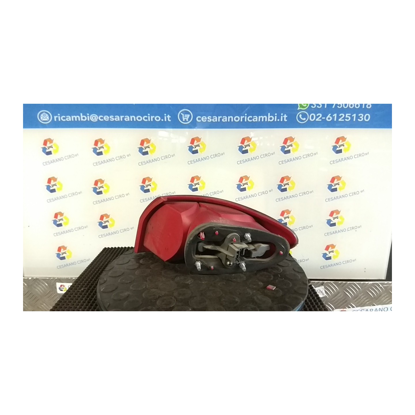 FANALE POST. PARTE EST. COMPL SX. 051 ALFA ROMEO 147 (W8) (10/04-07/11) AR37203 46556349
