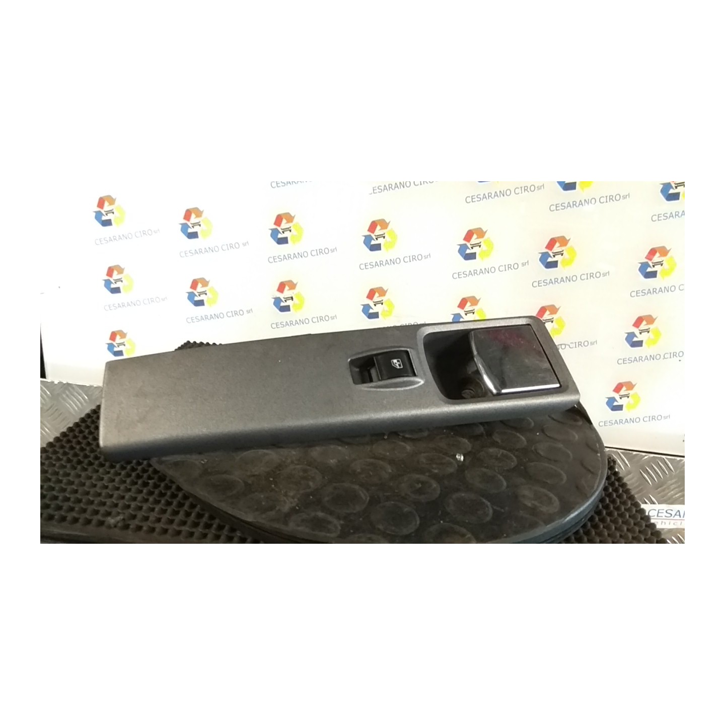 BLOCCO COMANDI ALZACRISTALLI E RETROVISORI EST. 089 LANCIA MUSA (TJ) (10/07-02/11) 350A1000 735453190