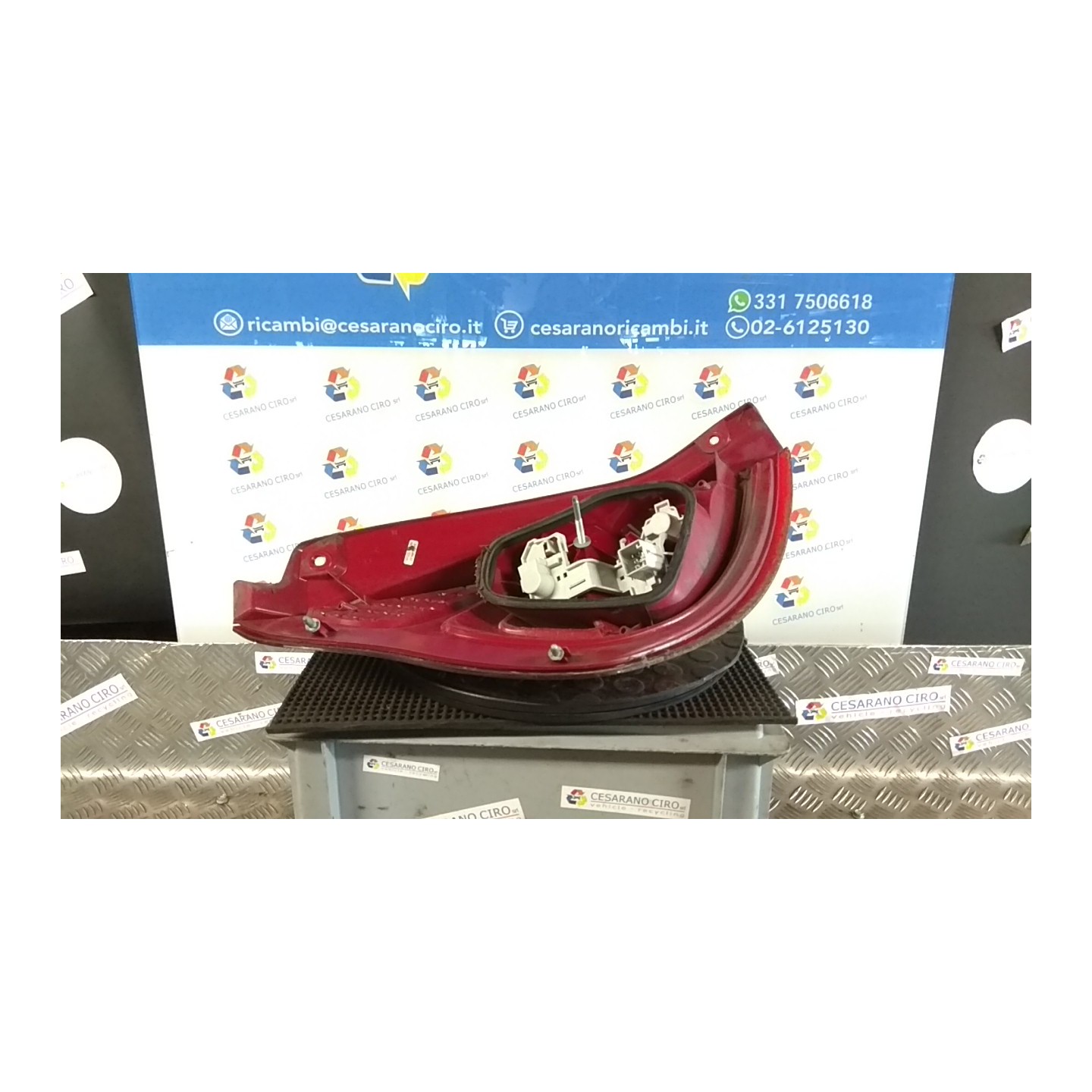 FANALE POST. DX. 095 FORD FIESTA (CB1) (09/08-10/13) RTJA 1709552