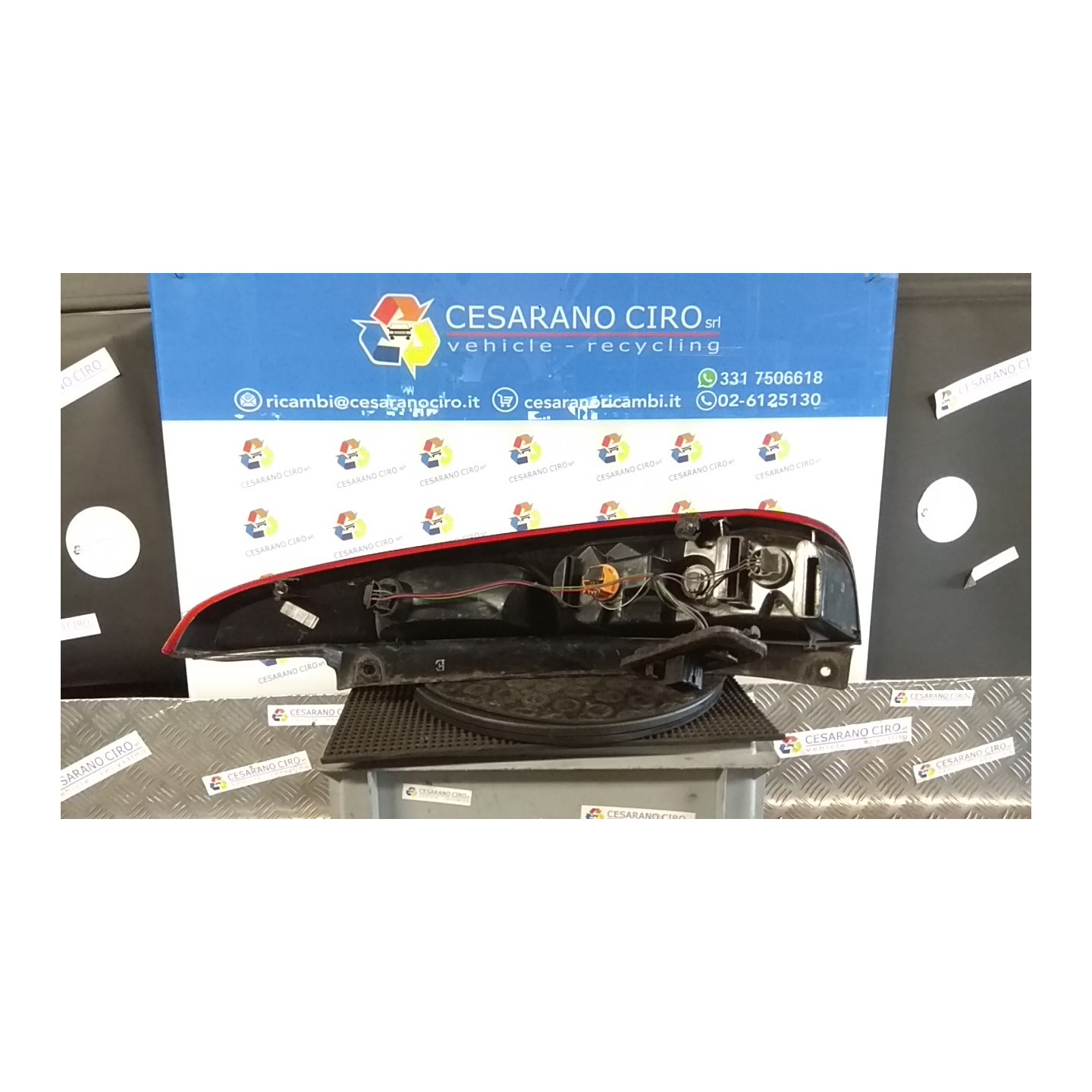 FANALE POST. SX. 119 FORD FIESTA (CBK) (12/05-12/08) FUJA 1437626