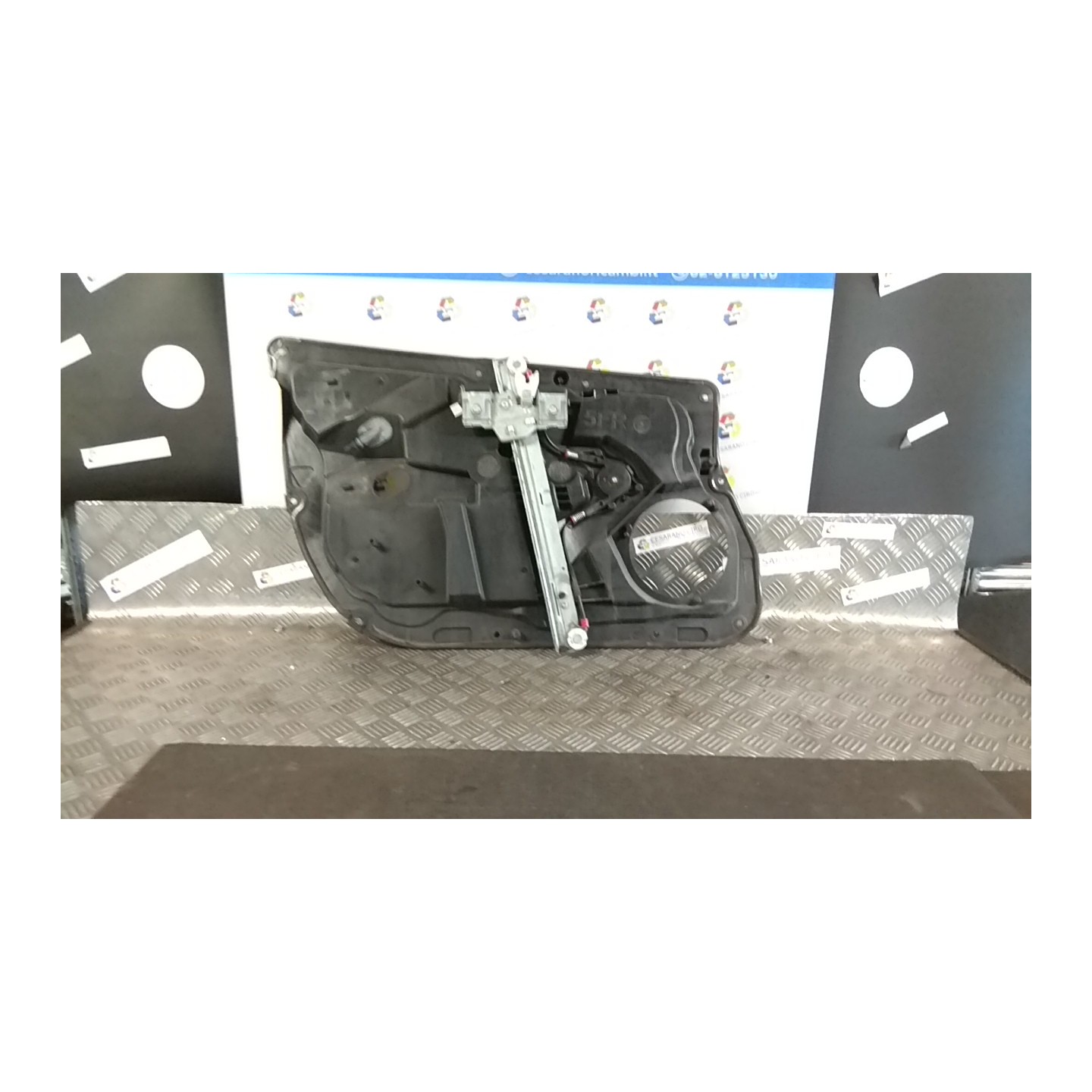 ALZACRISTALLO ELETTR. PORTA ANT. DX. 021 FORD FIESTA (CB1) (09/08-10/13) RTJA 1742702