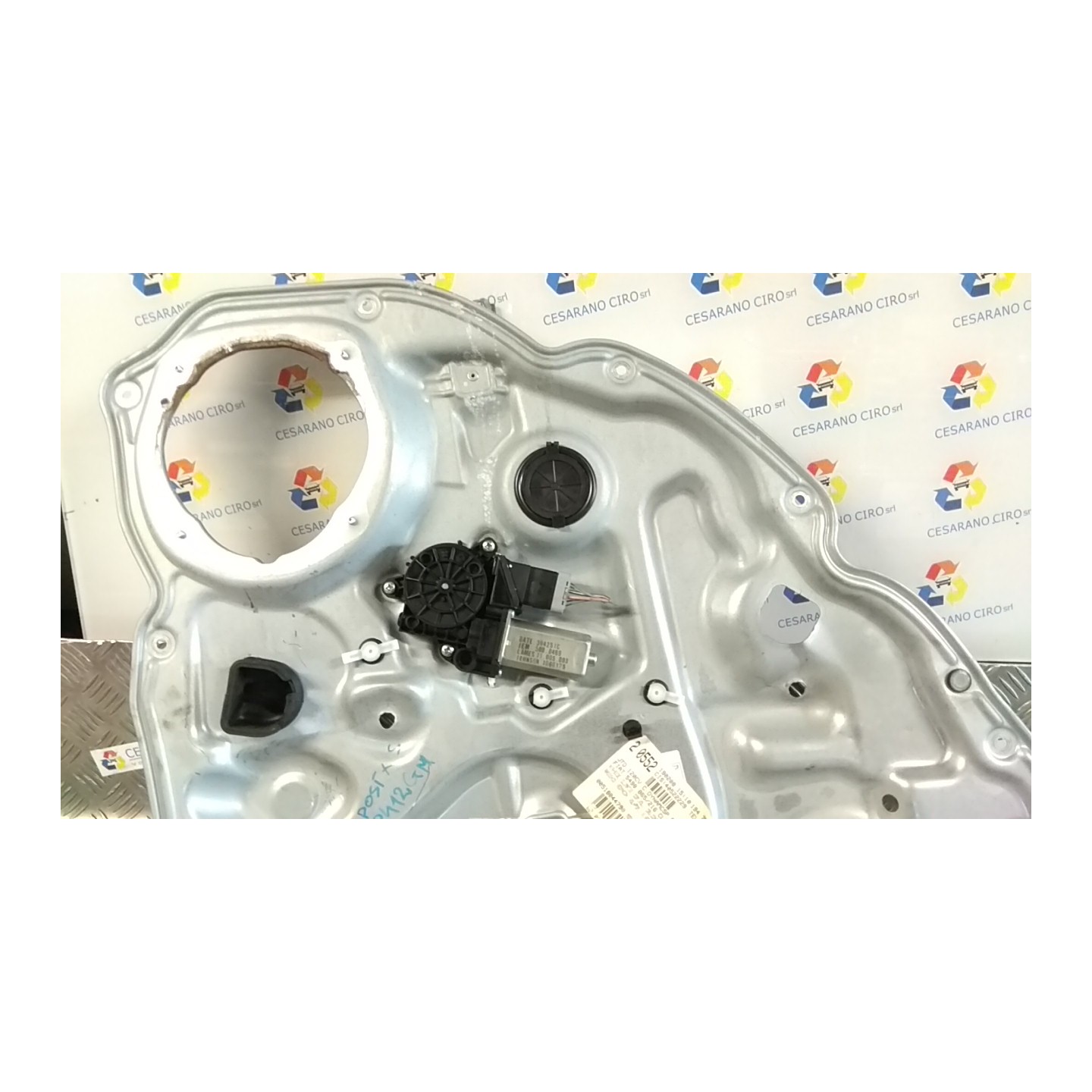 INTERRUTTORE ALZACRISTALLI PORTA POST. SX. 008 FIAT CROMA (2T) (10/07-12/11) 939A1000 735448295