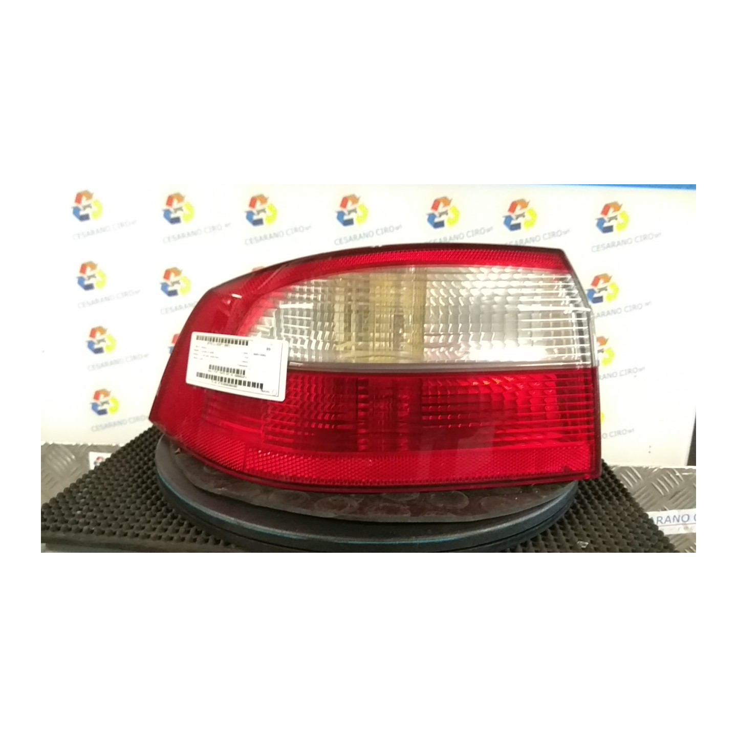 FANALE POST. PARTE EST. SX. 014 RENAULT LAGUNA 2A SERIE (03/01-09/07) F4PC7 8200002473