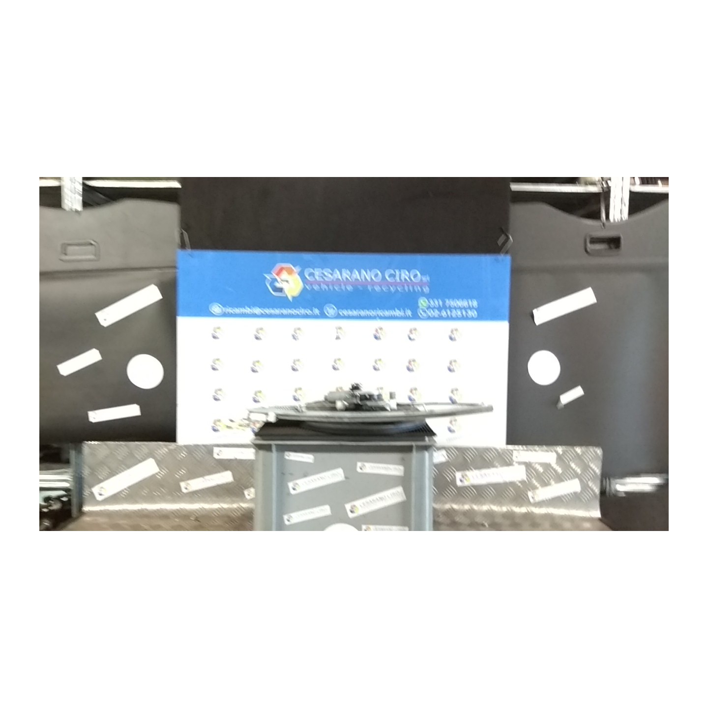 ALZACRISTALLO ELETTR. PORTA POST. SX. 109 RENAULT KOLEOS (05/08-) M9RG8 827214390R
