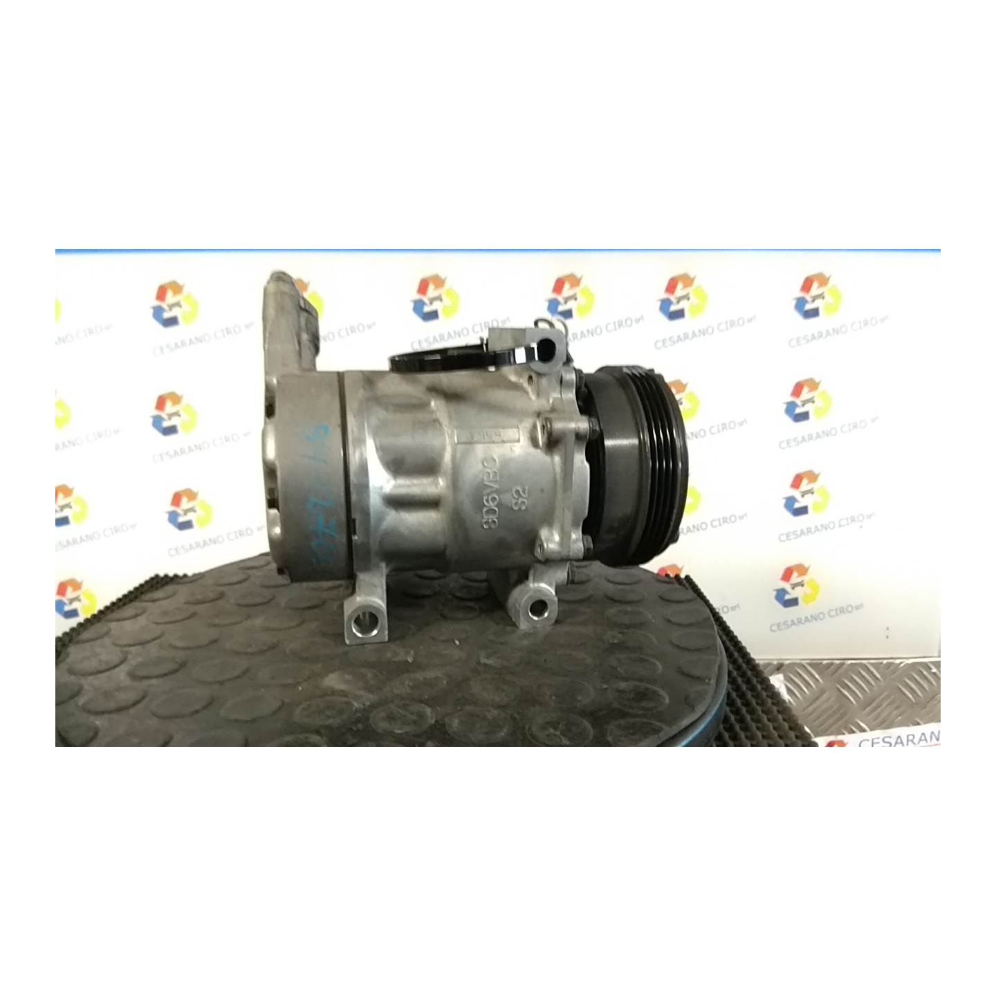 COMPRESSORE A/C ROTAZIONE 184 RENAULT CLIO 2A SERIE (05/01-11/10) D4FB7 7711134670