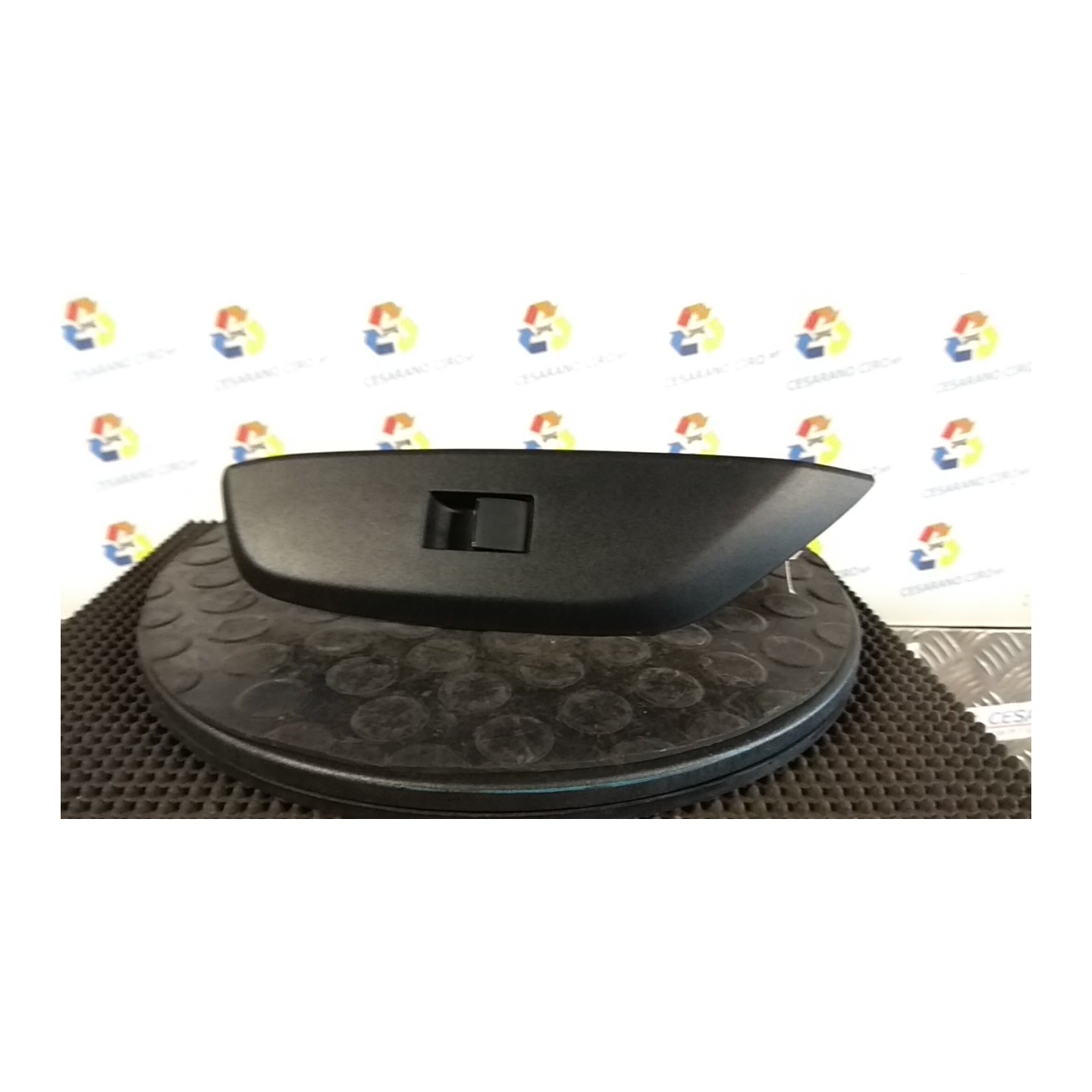 BLOCCO COMANDI ALZACRISTALLI 060 TOYOTA YARIS (02/20-) M15A 84040K0030