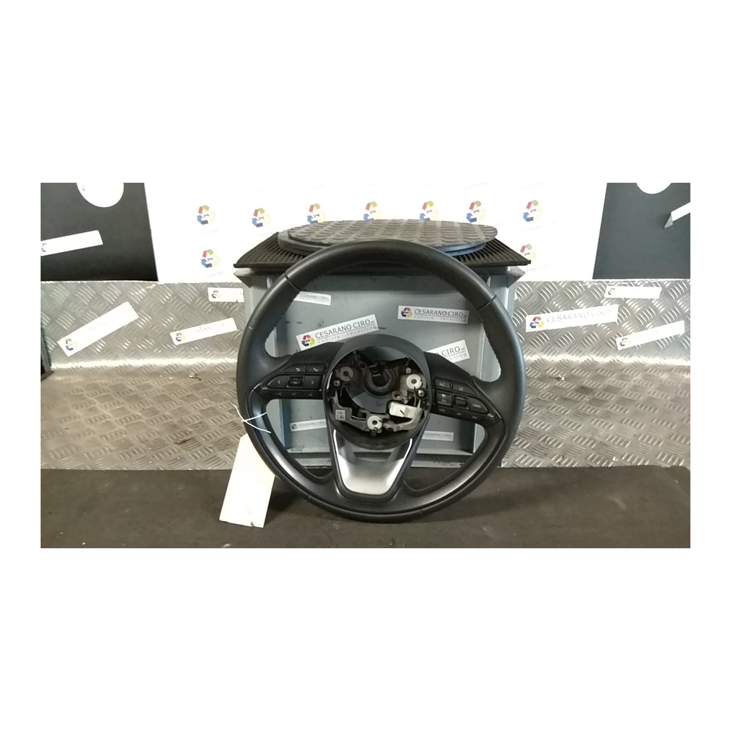 VOLANTE 071 TOYOTA YARIS (02/20-) M15A 45100K0100C0