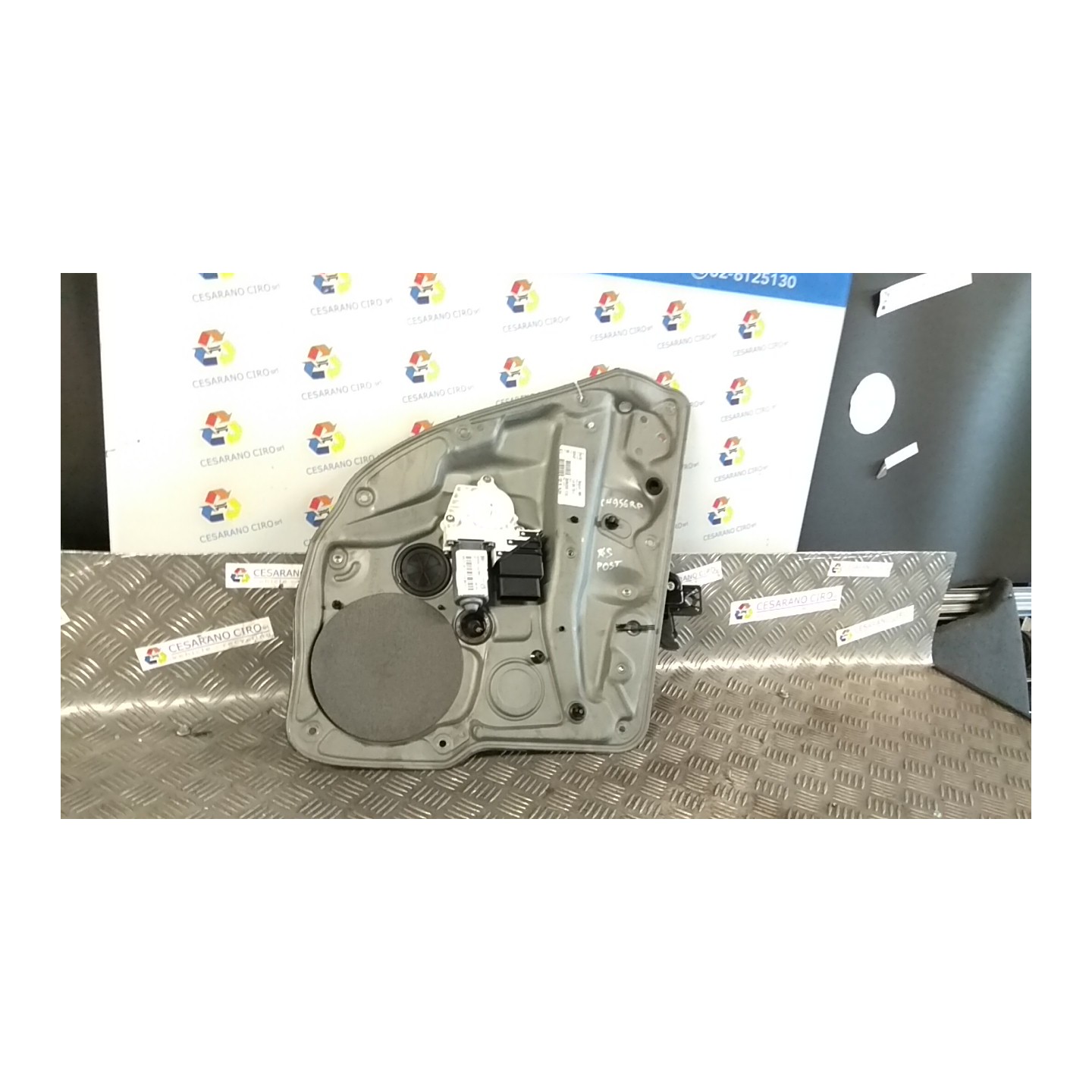 ALZACRISTALLO ELETTR. PORTA POST. SX. 142 VOLKSWAGEN GOLF (1J) (09/97-03/06) AKL 1J4839461F