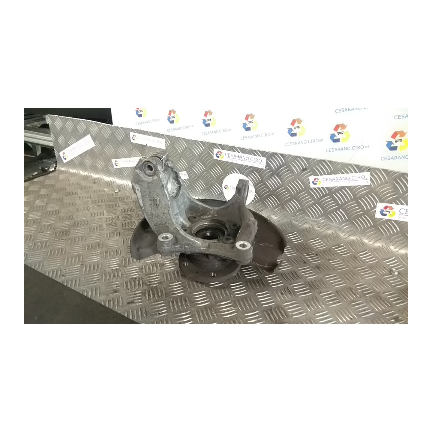 MONTANTE SOSP. ANT. DX. 165 VOLKSWAGEN PASSAT (3C) (02/05-12/10) BMR 3C0407254F