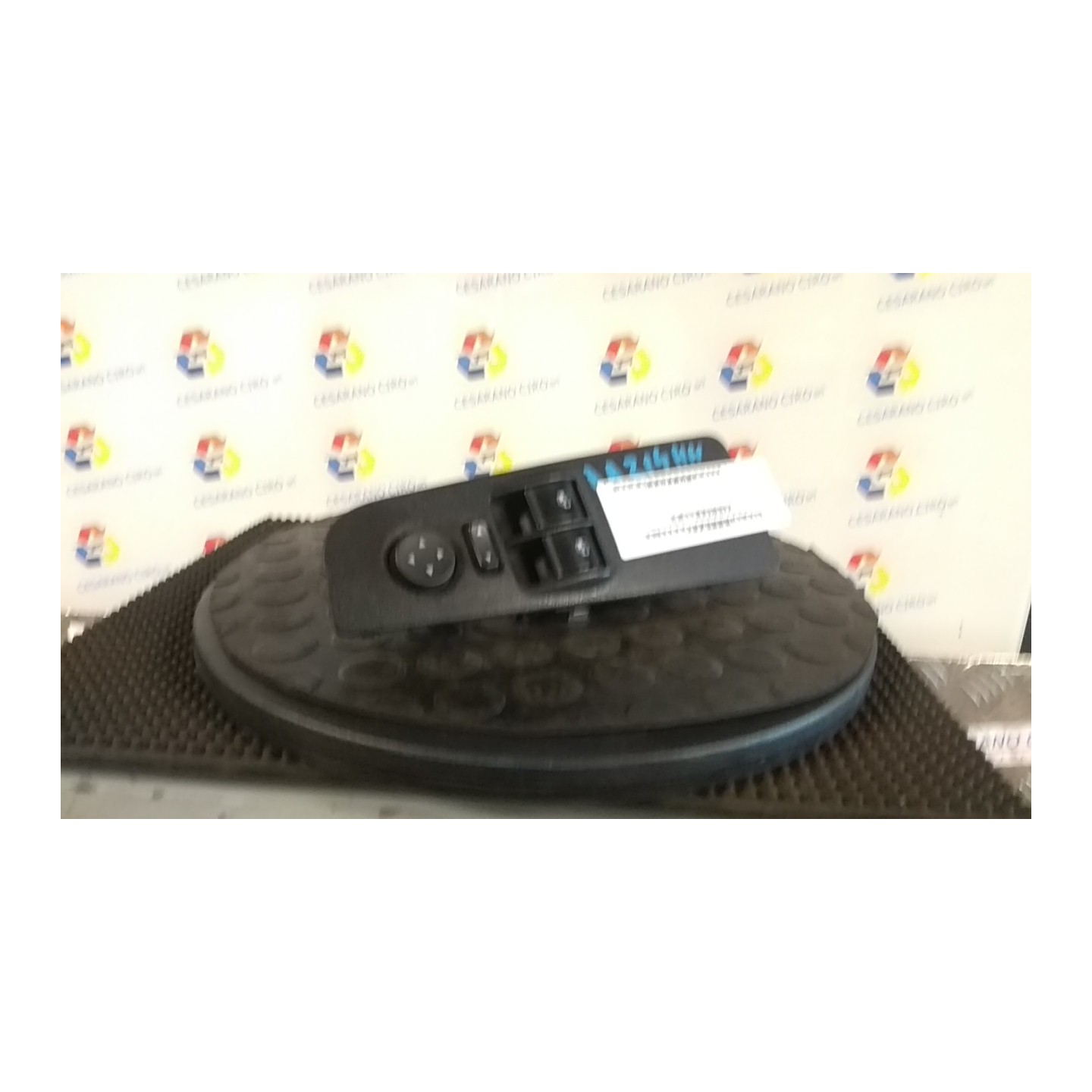 BLOCCO COMANDI ALZACRISTALLI E RETROVISORI EST. ALZACRISTALLO ELETTRICO POST SX. 027 FIAT GRANDE PUNTO (2Y) (06/05-12/08 199A200