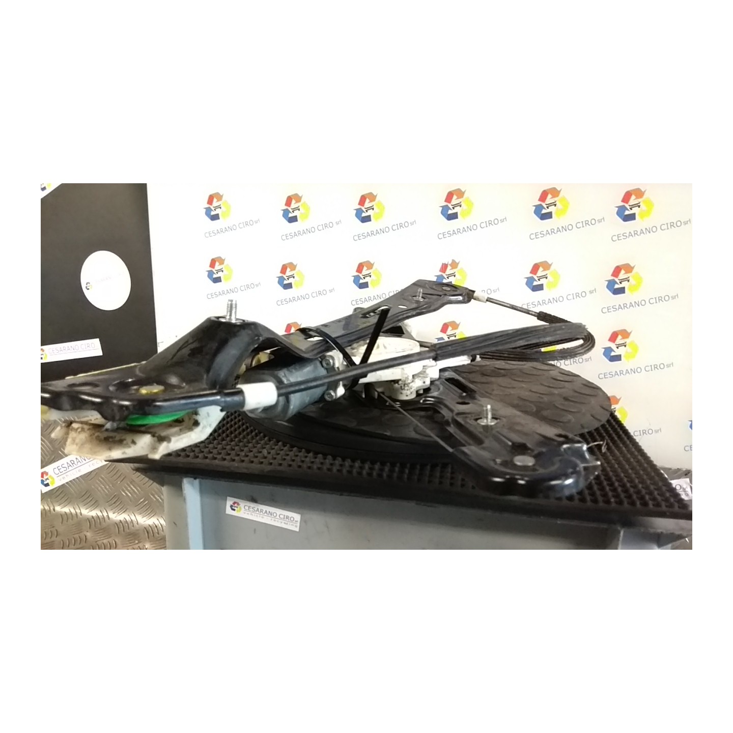 ALZACRISTALLO ELETTR. PORTA ANT. DX. 028 BMW SERIE 1 (E81/E87) (03/07-12/12 N47D20C 51337138466