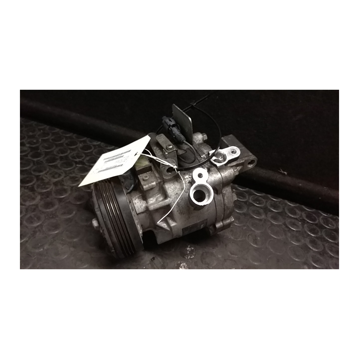 COMPRESSORE A/C 246 SUZUKI SWIFT (04/05-02/11) M13A 9520084EA0000