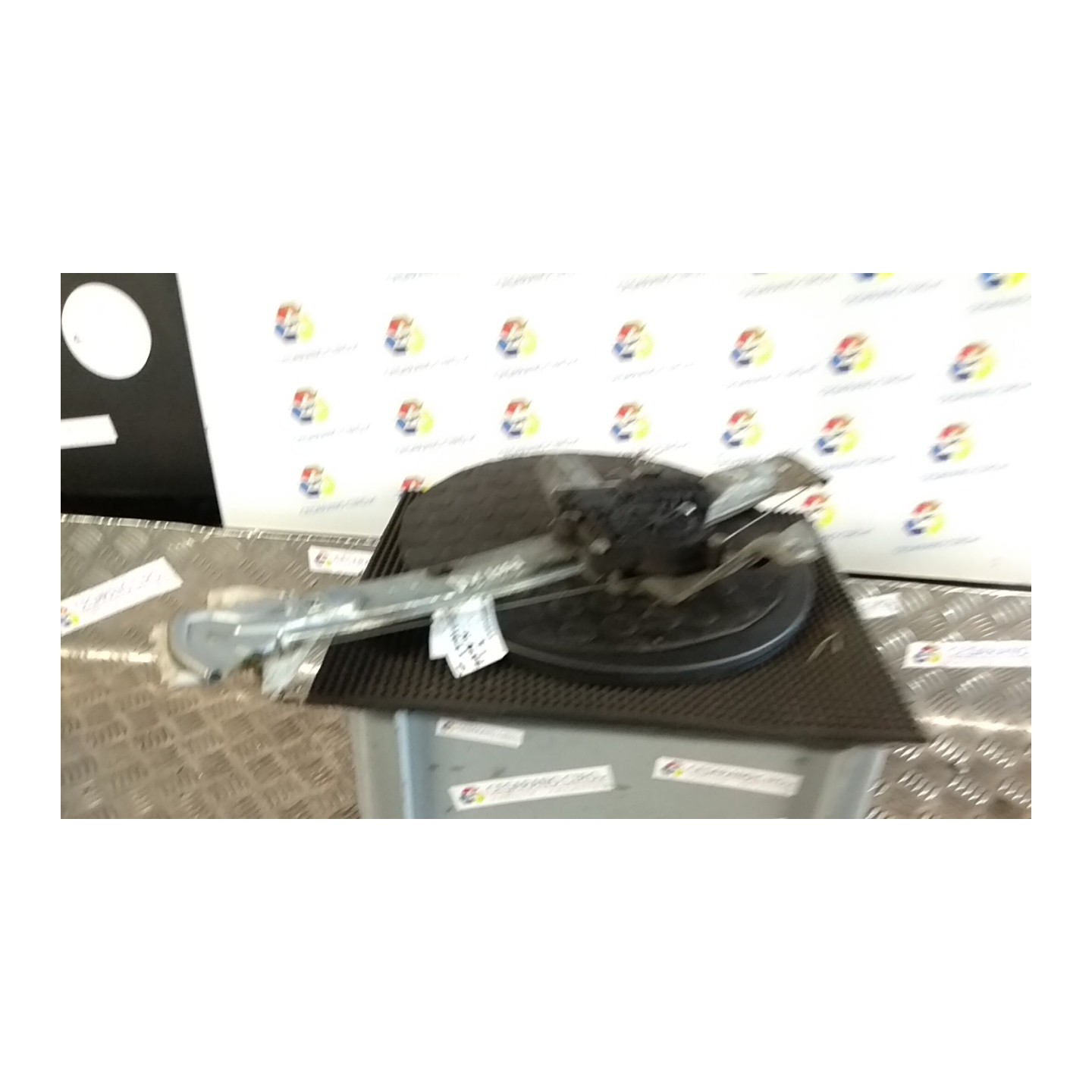 ALZACRISTALLO ELETTR. PORTA POST. C/MOTORINO DX. 056 JAGUAR X-TYPE (02/01-05/10) XB C2S44894