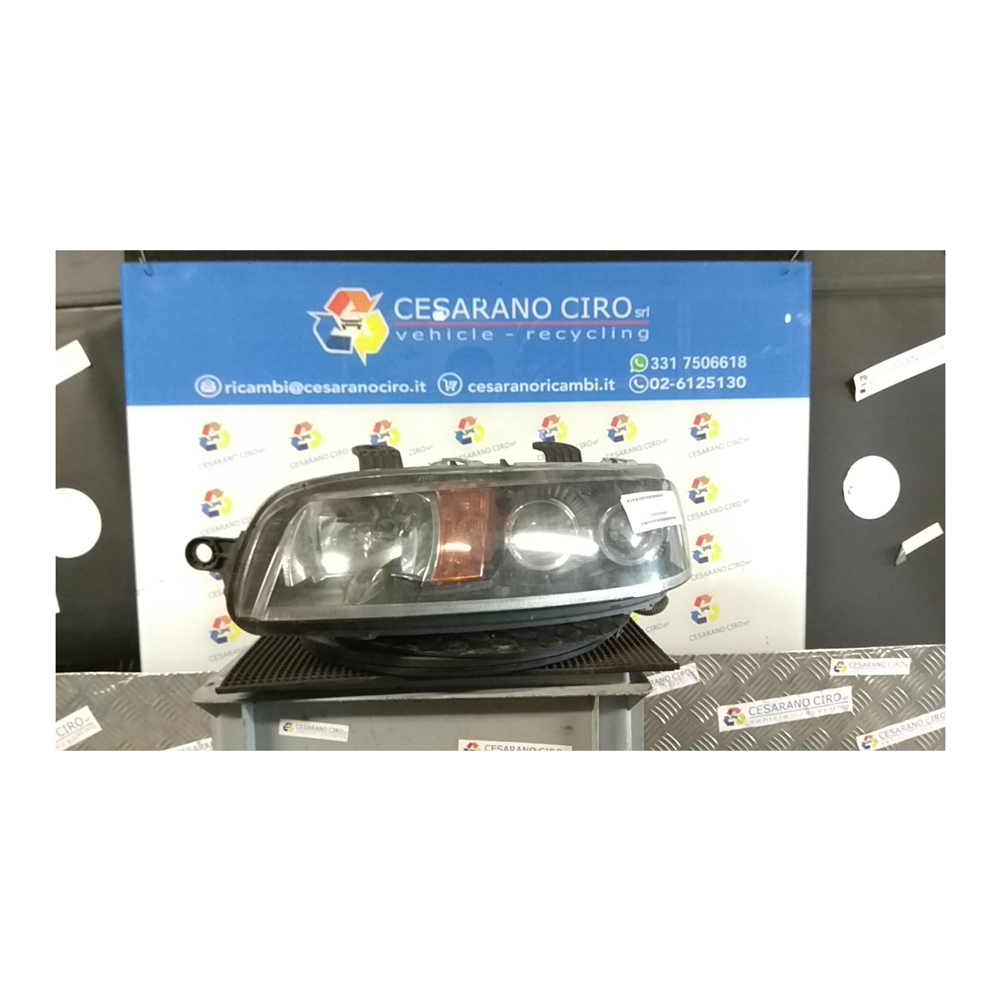 PROIETTORE DX. 062 FIAT PUNTO (1N/1P) (07/99-12/05) 188A4000 46522719