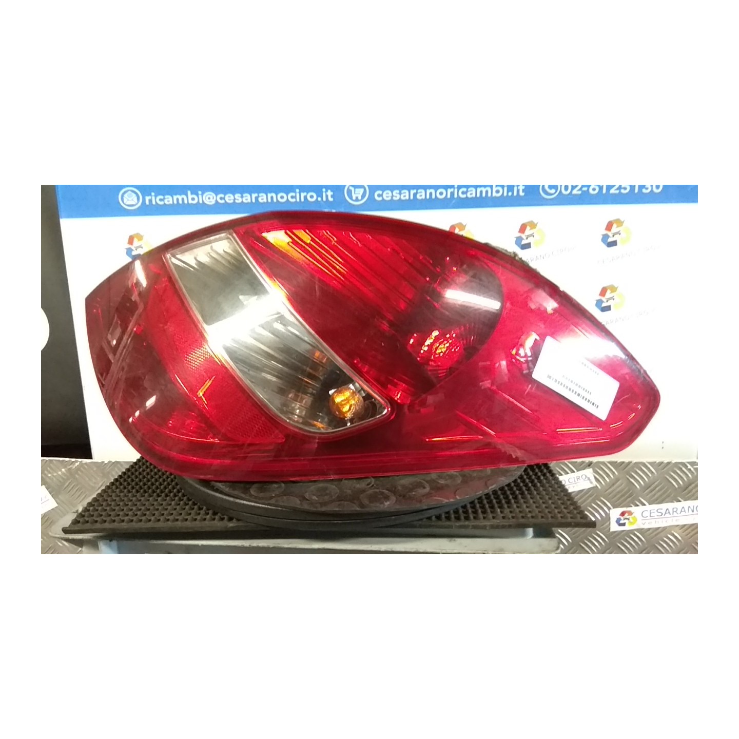 FANALE POST. DX. 067 HYUNDAI I20 (01/09-) G4LA 924201J000