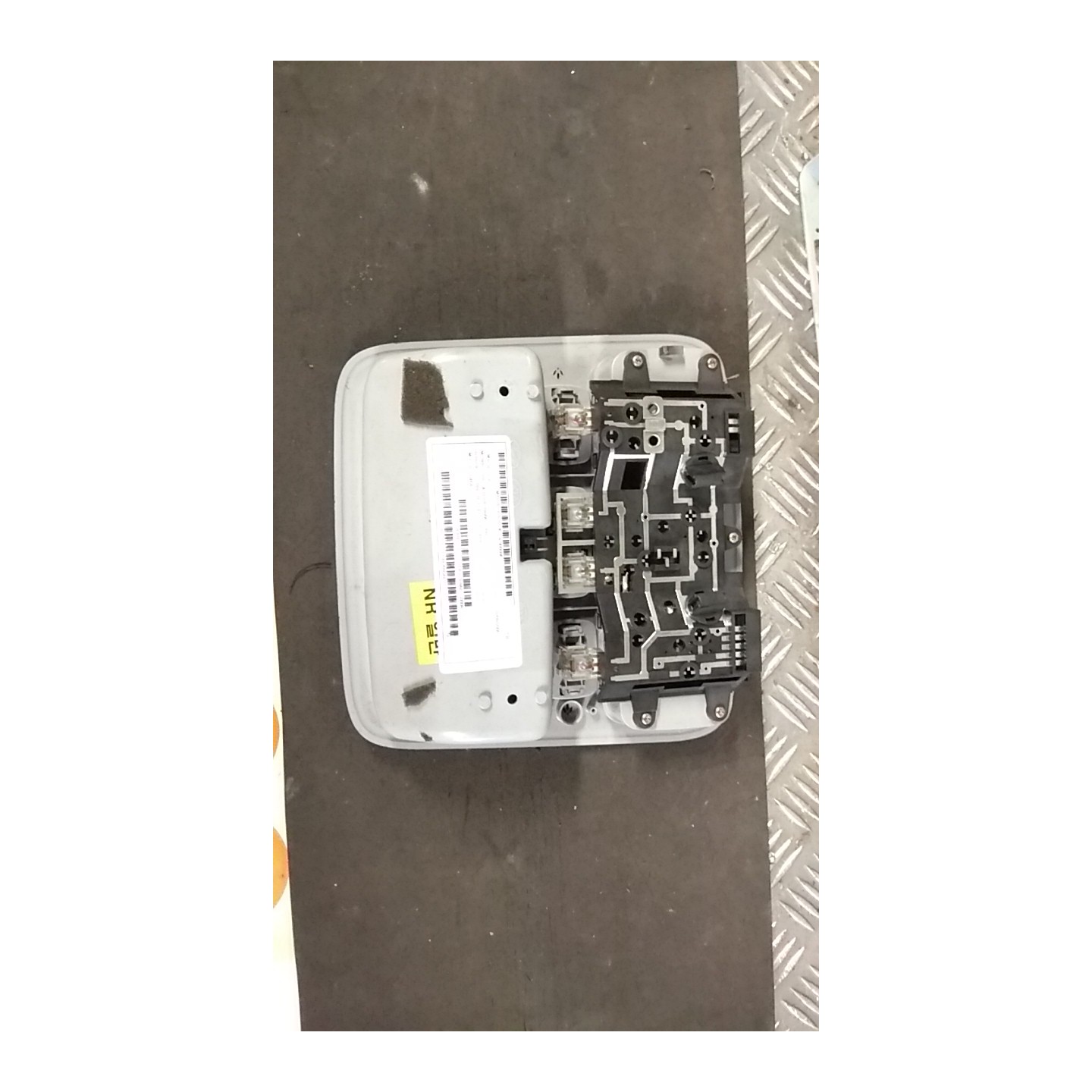 LUCE CORTESIA ANT. TETTO BEIGE 086 KIA RIO 2A SERIE (09/05-11/09) D4FA 928501G000RU