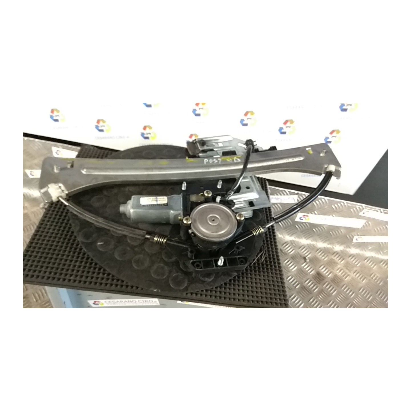 ALZACRISTALLO ELETTR. PORTA POST. DX. 096 CHRYSLER PT CRUISER (05/00-10/05) 16L K05017812AC