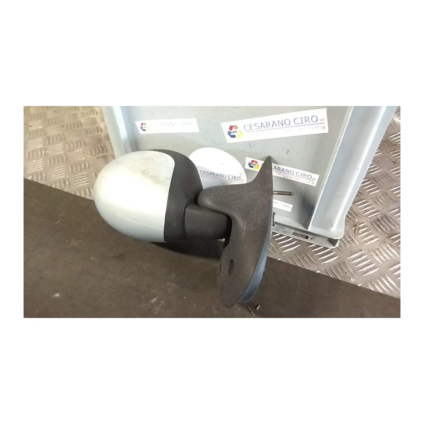 RETROVISORE EST. REGOLAZ. ELETTR. 09/00 DX. 147 RENAULT TWINGO 1A SERIE (08/98-09/07) D7FF7 7700834989