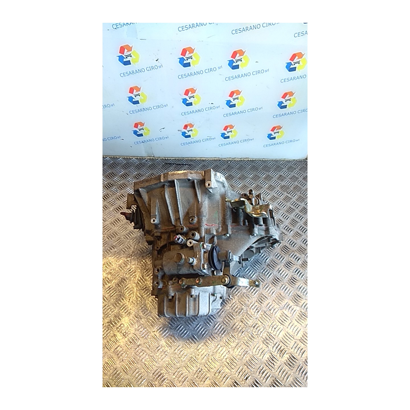 CAMBIO COMPL. 02-03 030 TOYOTA YARIS (10/01-11/05)     (FRP) 2SZFE 303000D020