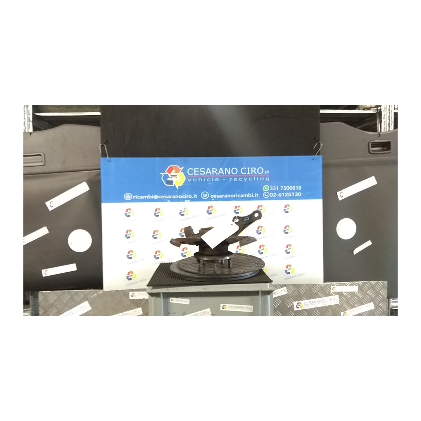MONTANTE SOSP. ANT. SX. 008 LAND ROVER FREELANDER (02/98-08/02) 18K4F RUB000050