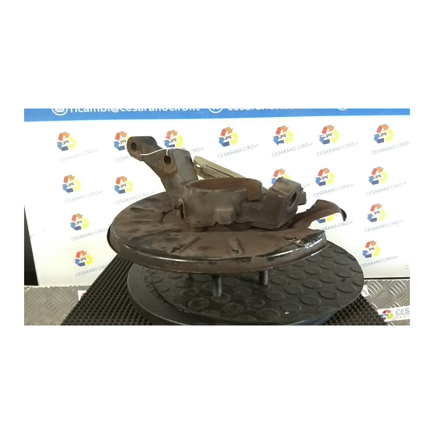MONTANTE SOSP. ANT. SX. 008 LAND ROVER FREELANDER (02/98-08/02) 18K4F RUB000050