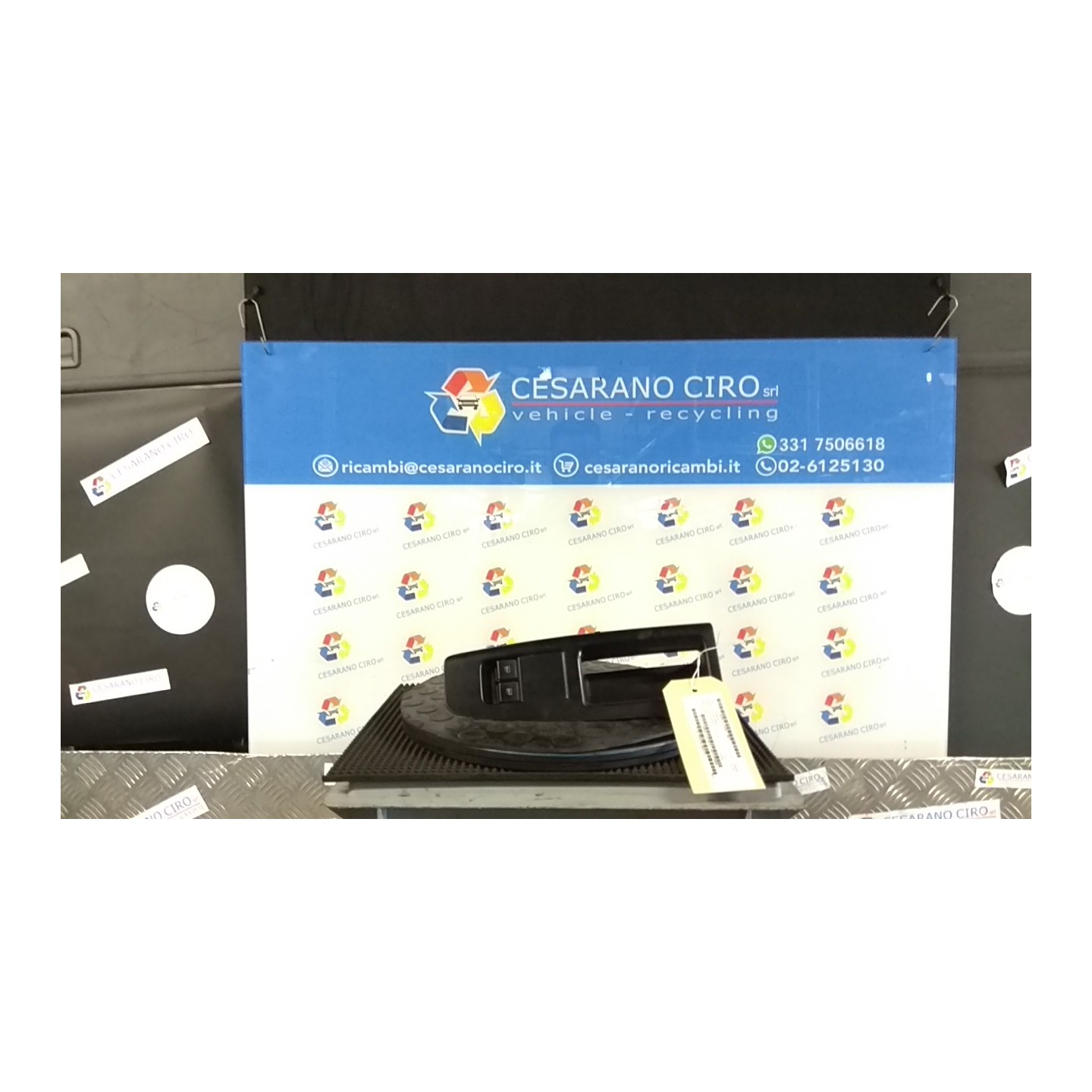 BLOCCO COMANDI ALZACRISTALLI 177 VOLKSWAGEN POLO (9N) (04/05-) BZG NB3721023045022