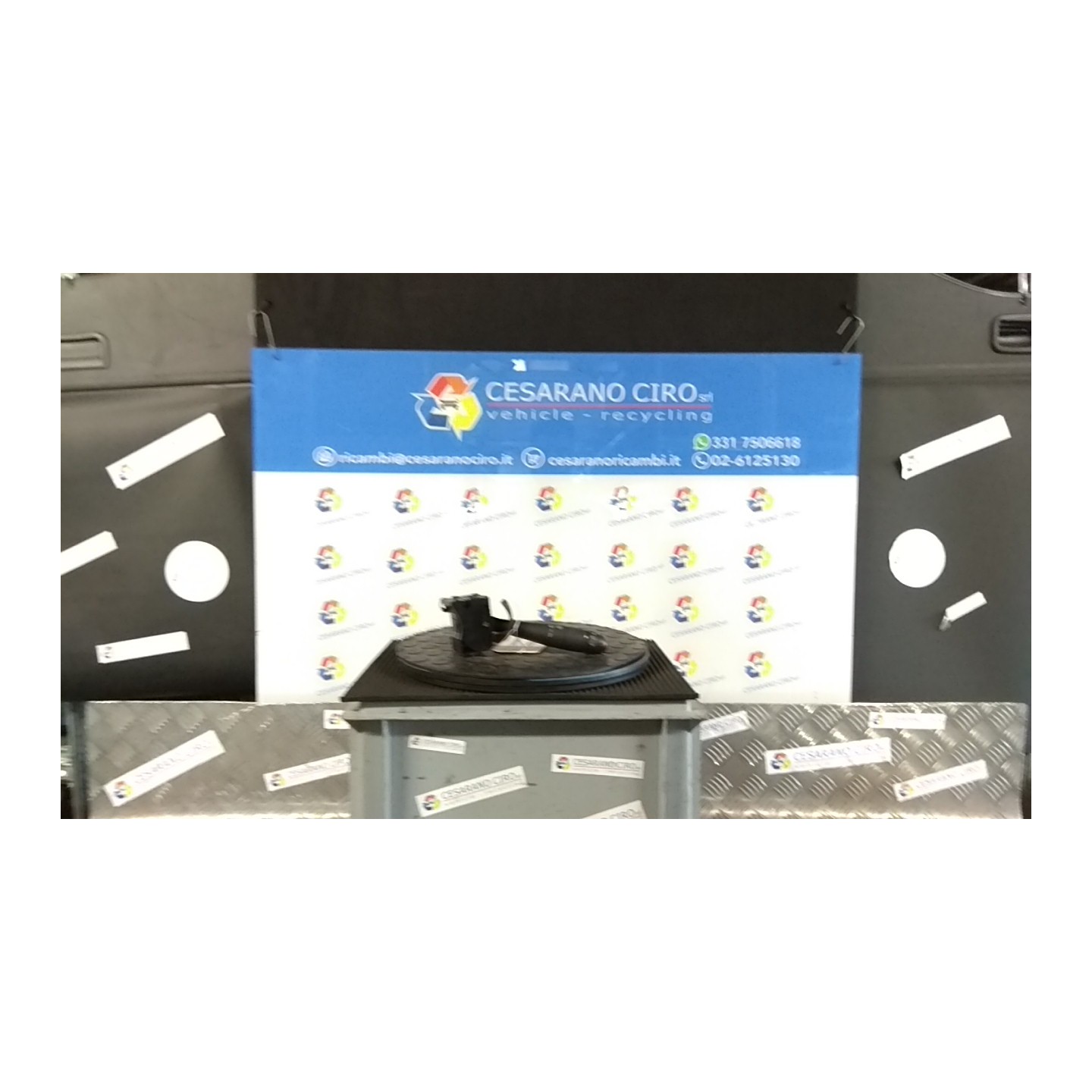 BLOCCO COMANDI TERGICRISTALLI P/STABILIM.PROD. A 202 DACIA SANDERO (07/08-04/13) K7JA7 6001551357