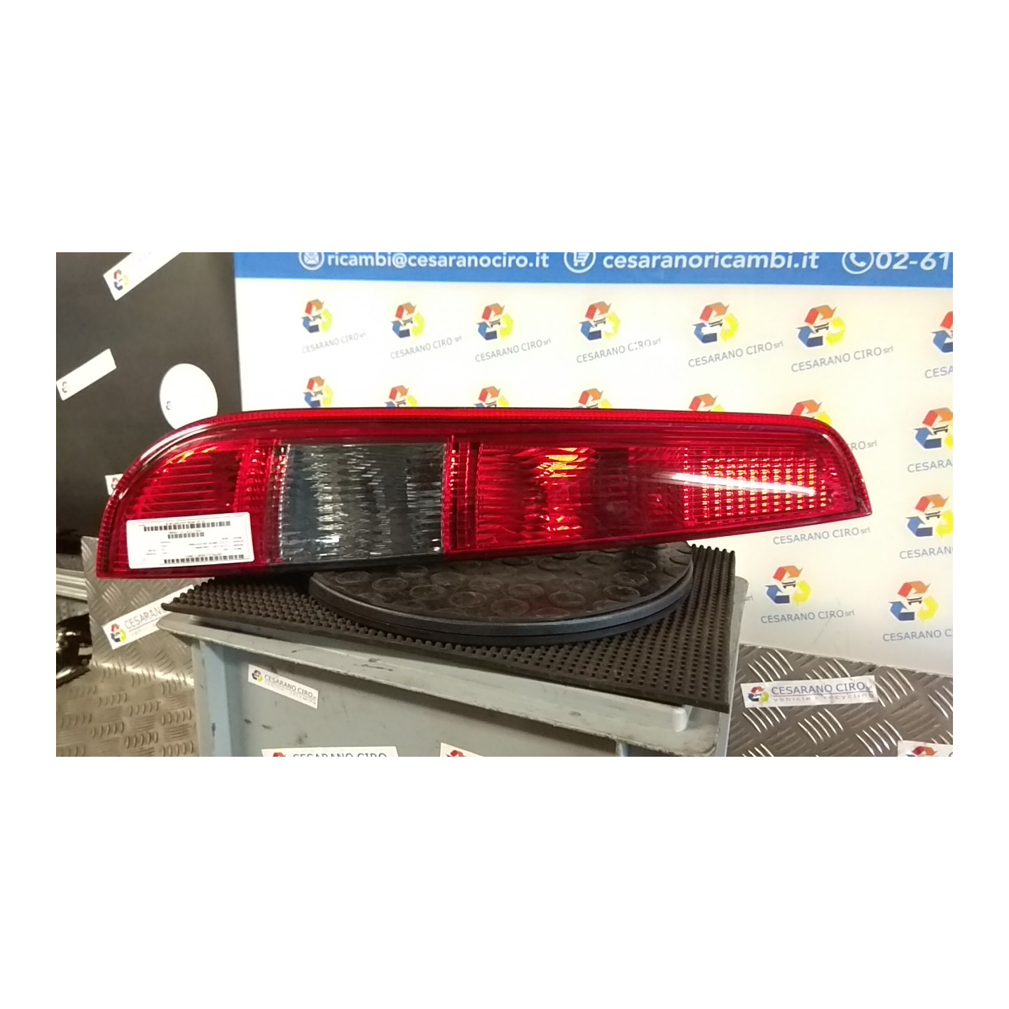 FANALE POST. SX. 211 FORD FOCUS (CAP) (11/04-06/08) G8DB 1420468