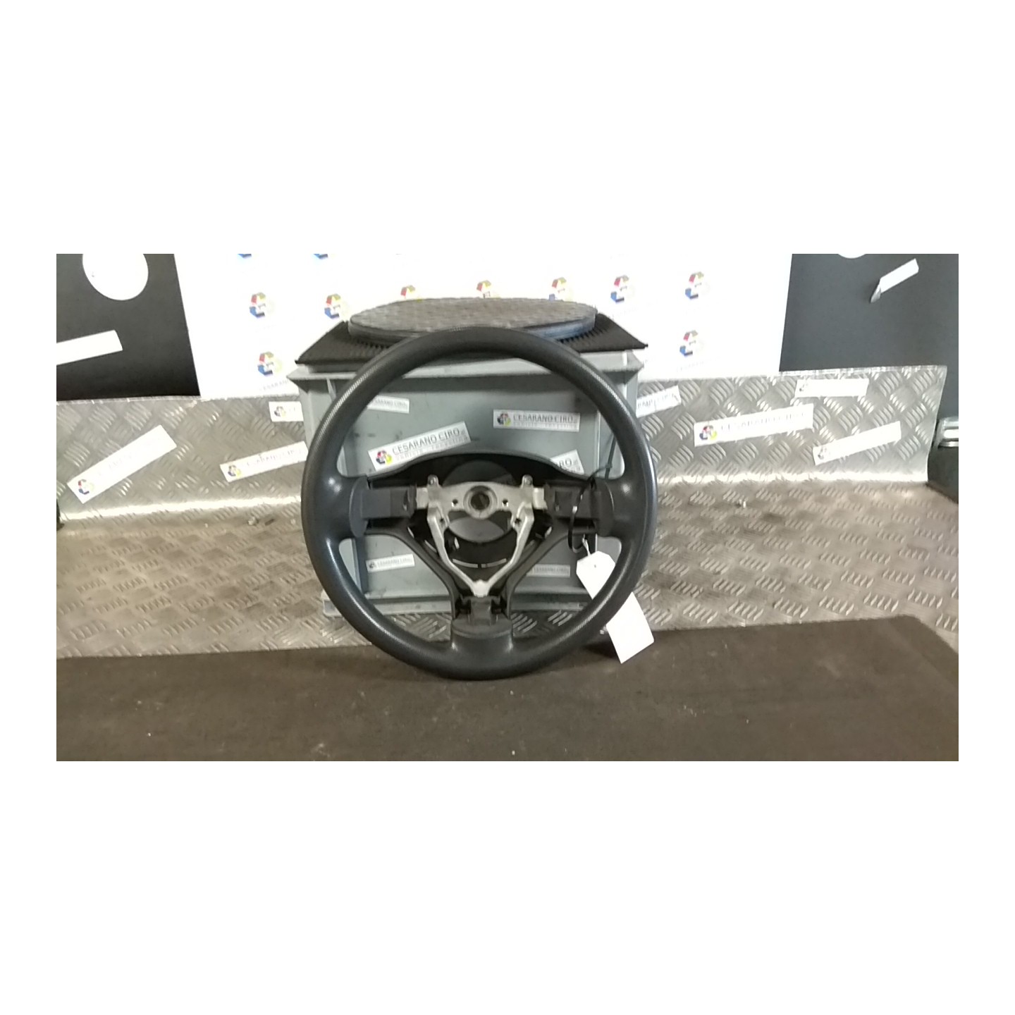 VOLANTE 061 TOYOTA AYGO 1A SERIE (04/05-10/14) 1KRFE 451000H010B0