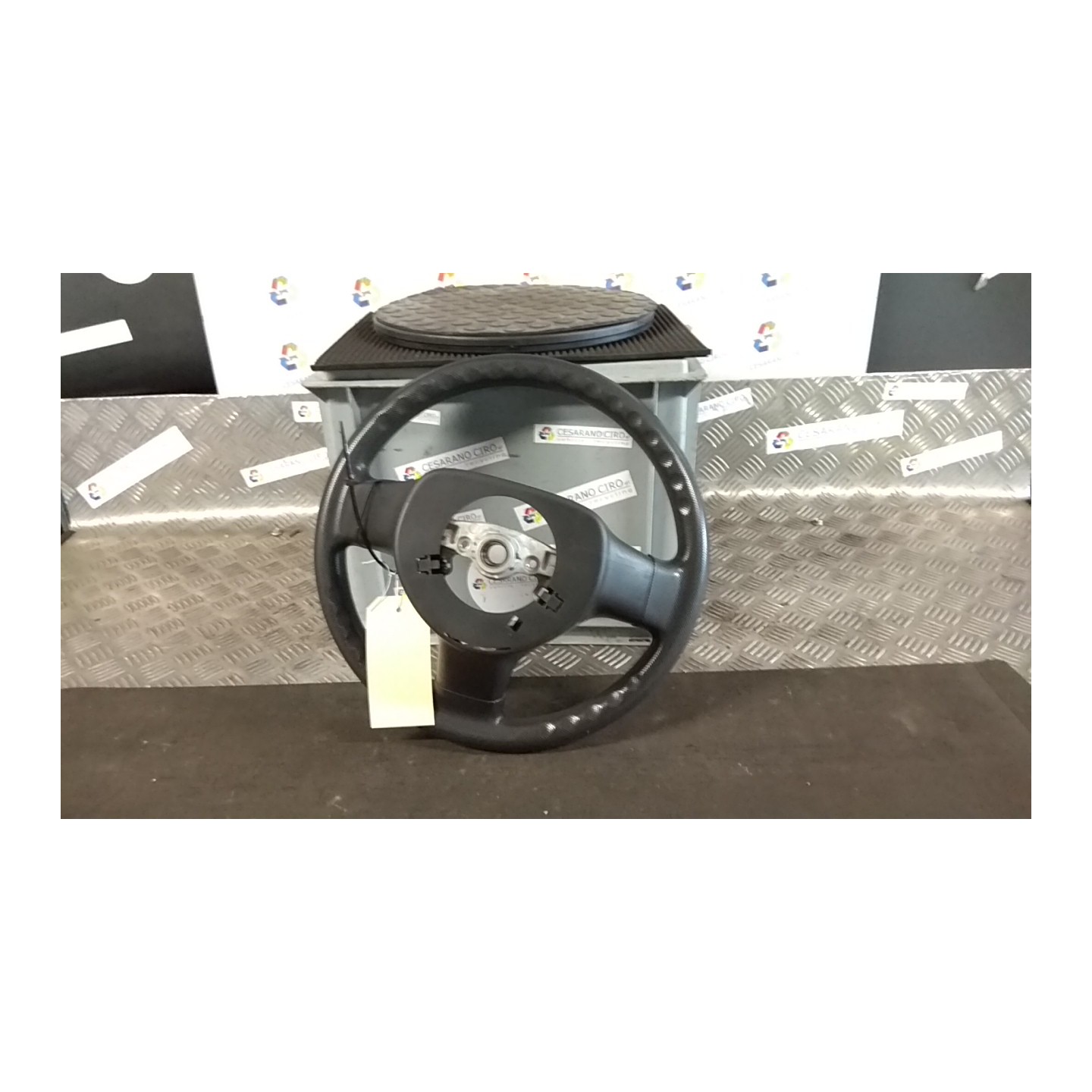 VOLANTE 061 TOYOTA AYGO 1A SERIE (04/05-10/14) 1KRFE 451000H010B0