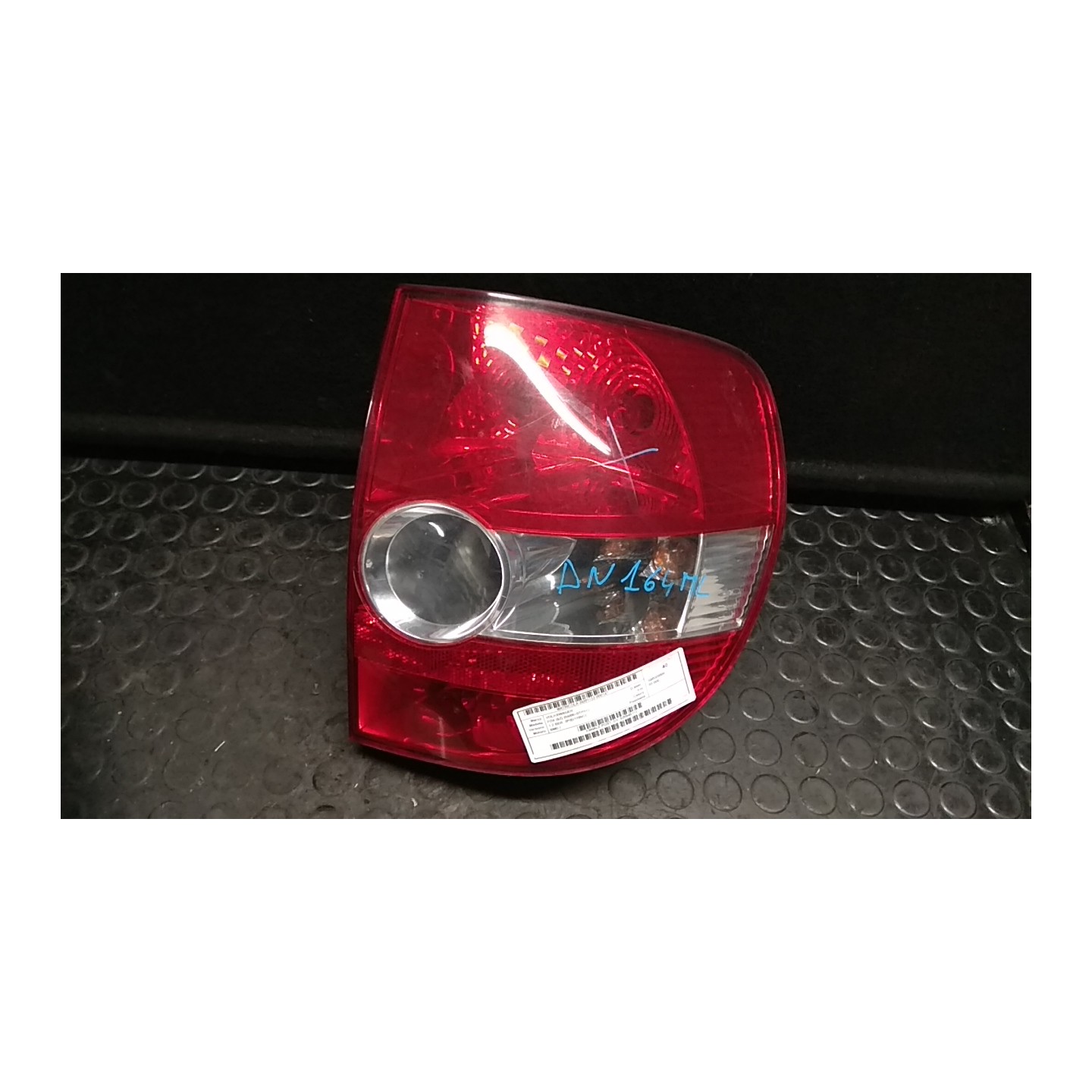 FANALE POST. DX. 147 VOLKSWAGEN FOX (5Z) (04/05-07/11) BMD 5Z0945112