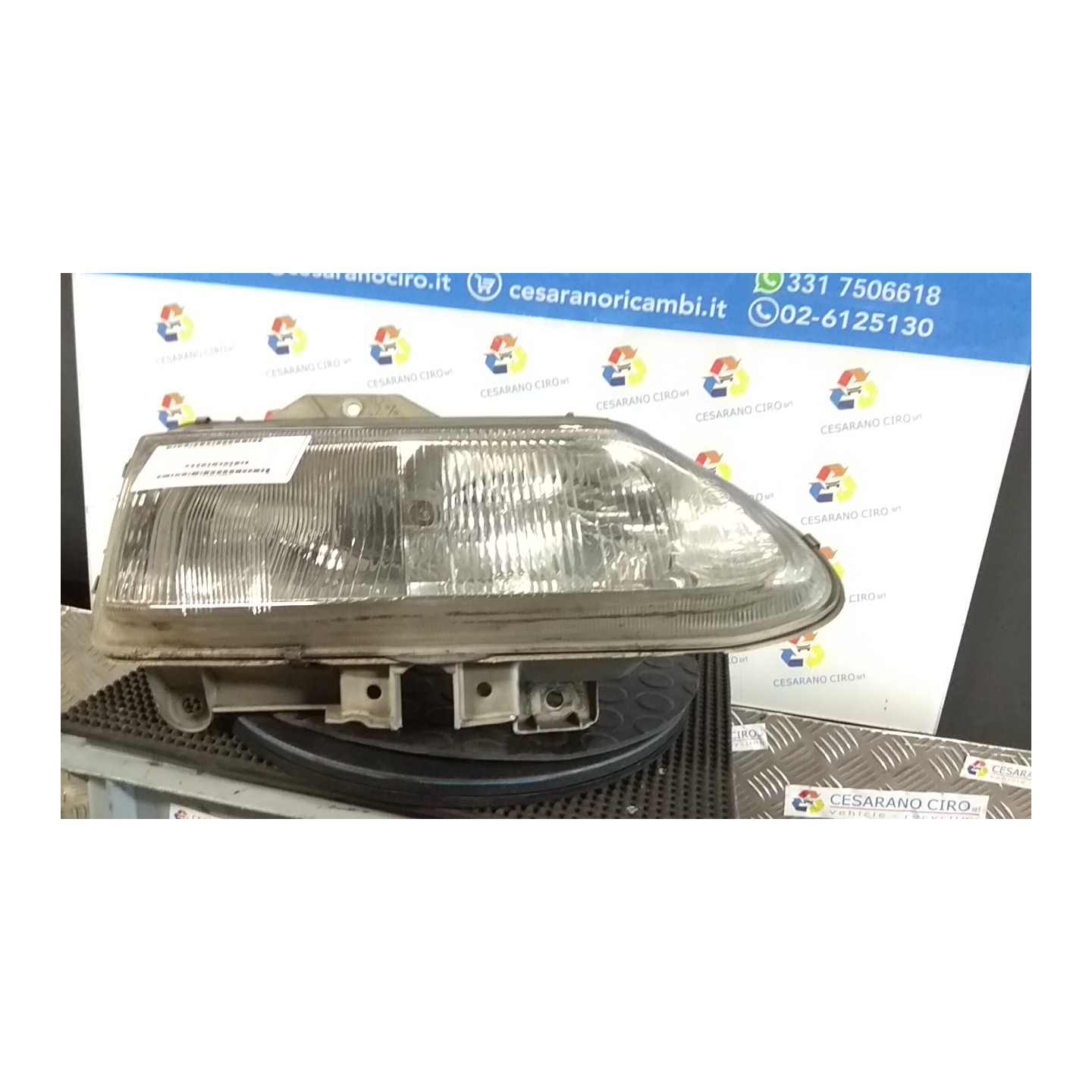 PROIETTORE DX. 134 RENAULT ESPACE 2A SERIE (03/97-07/98) G8T17 7701038272