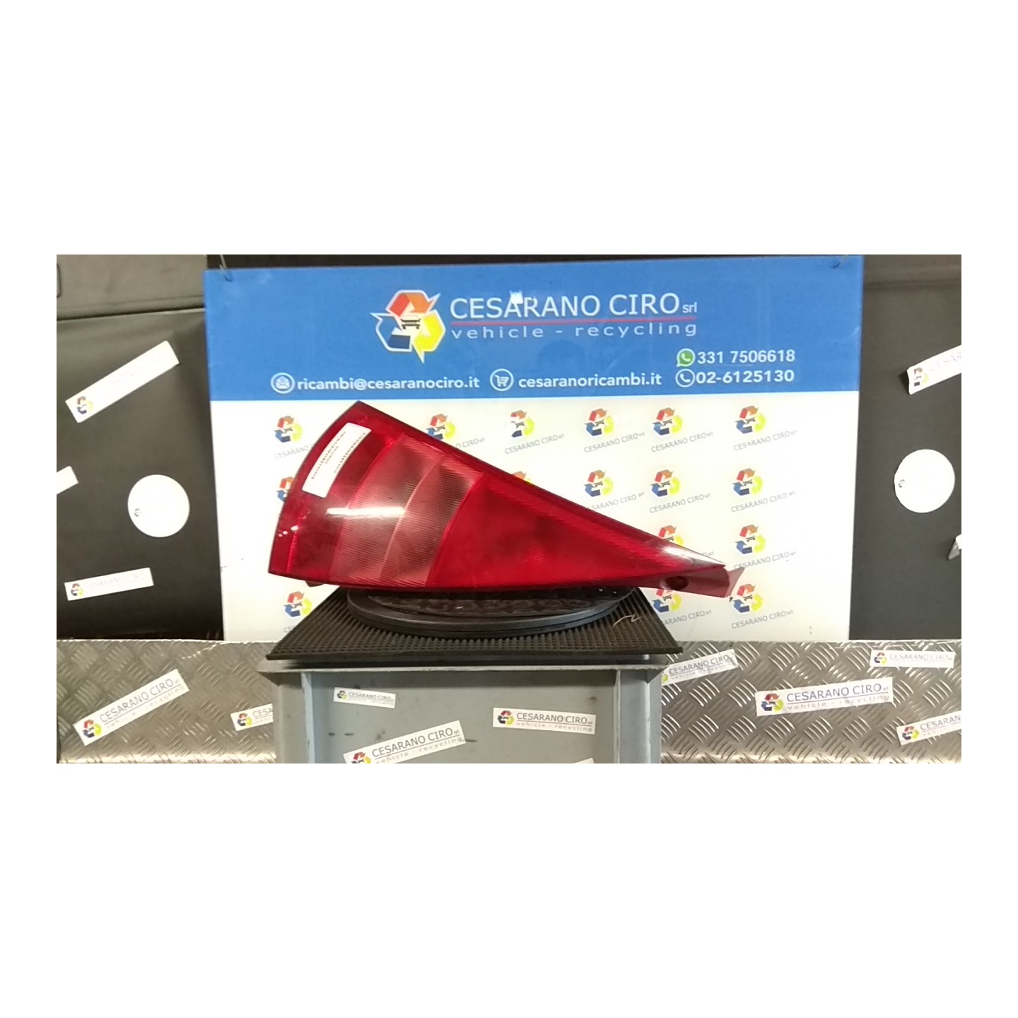 FANALE POST. SX. 126 CITROEN C3 1A SERIE (02/02-12/05) 8HY 6350Q3