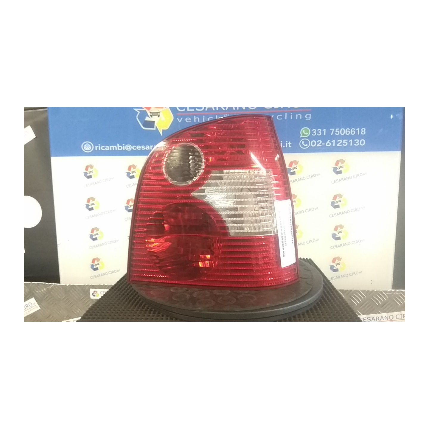 FANALE POST. DX. 050 VOLKSWAGEN POLO (9N) (10/01-03/05) AZQ 6Q6945096G