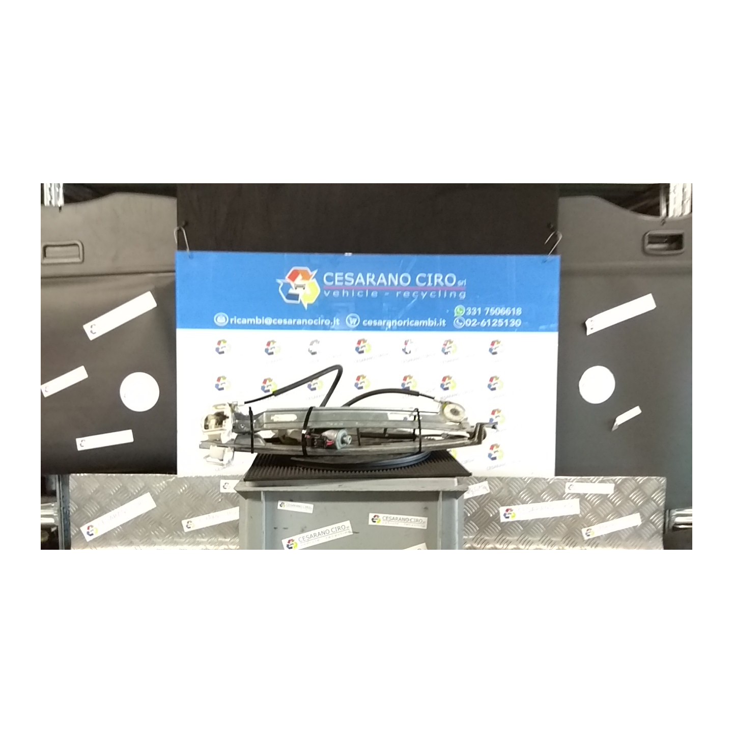 ALZACRISTALLO ELETTR. PORTA ANT. DX. 080 JEEP PATRIOT (MK) (09/07-) BWD K68004422AA