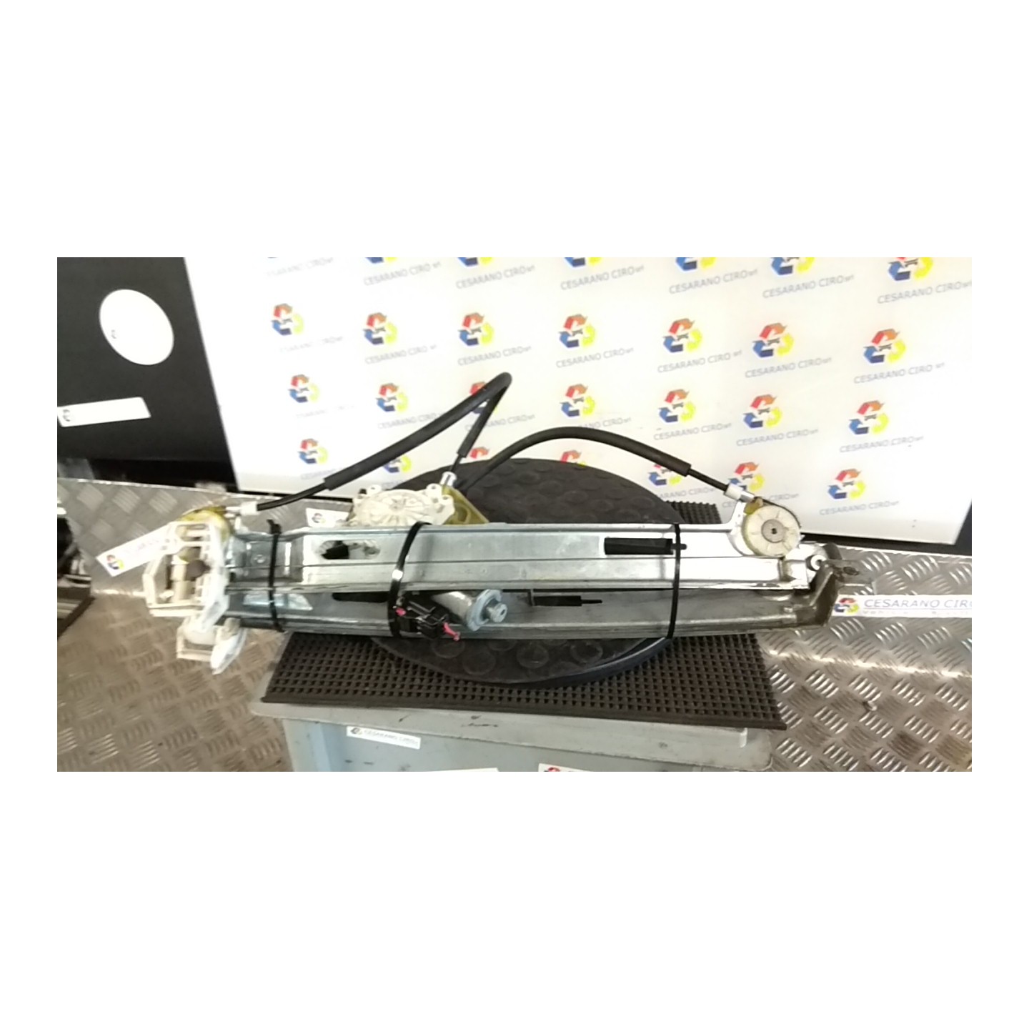 ALZACRISTALLO ELETTR. PORTA ANT. DX. 080 JEEP PATRIOT (MK) (09/07-) BWD K68004422AA