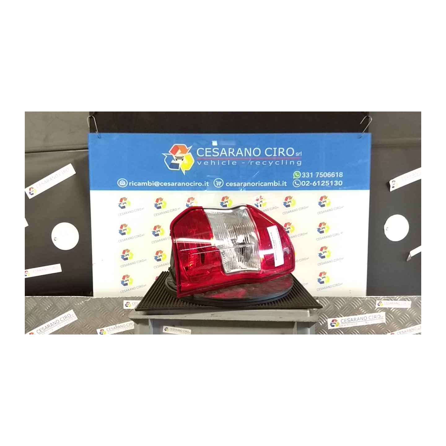 FANALE POST. DX. 106 FORD TRANSIT COURIER (C4A) (04/18-) XWCB 2069551