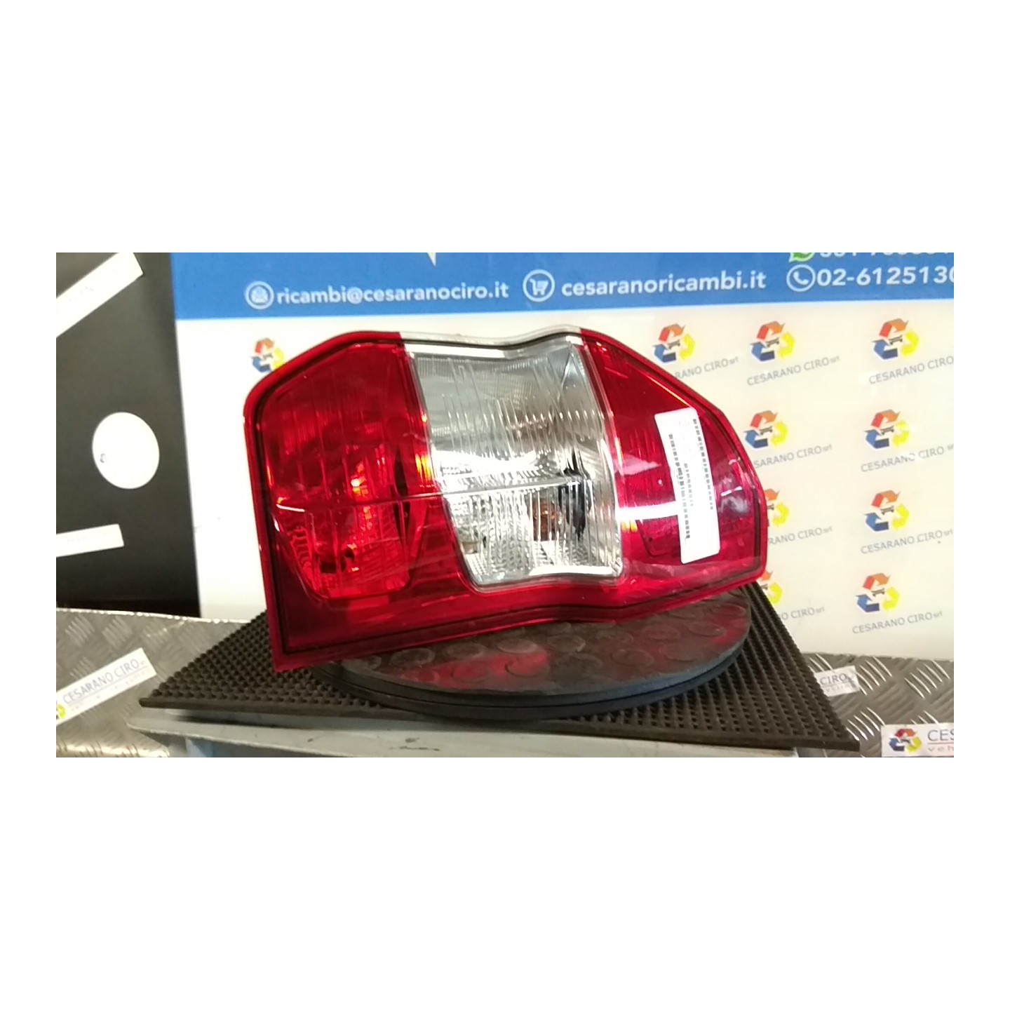 FANALE POST. DX. 106 FORD TRANSIT COURIER (C4A) (04/18-) XWCB 2069551
