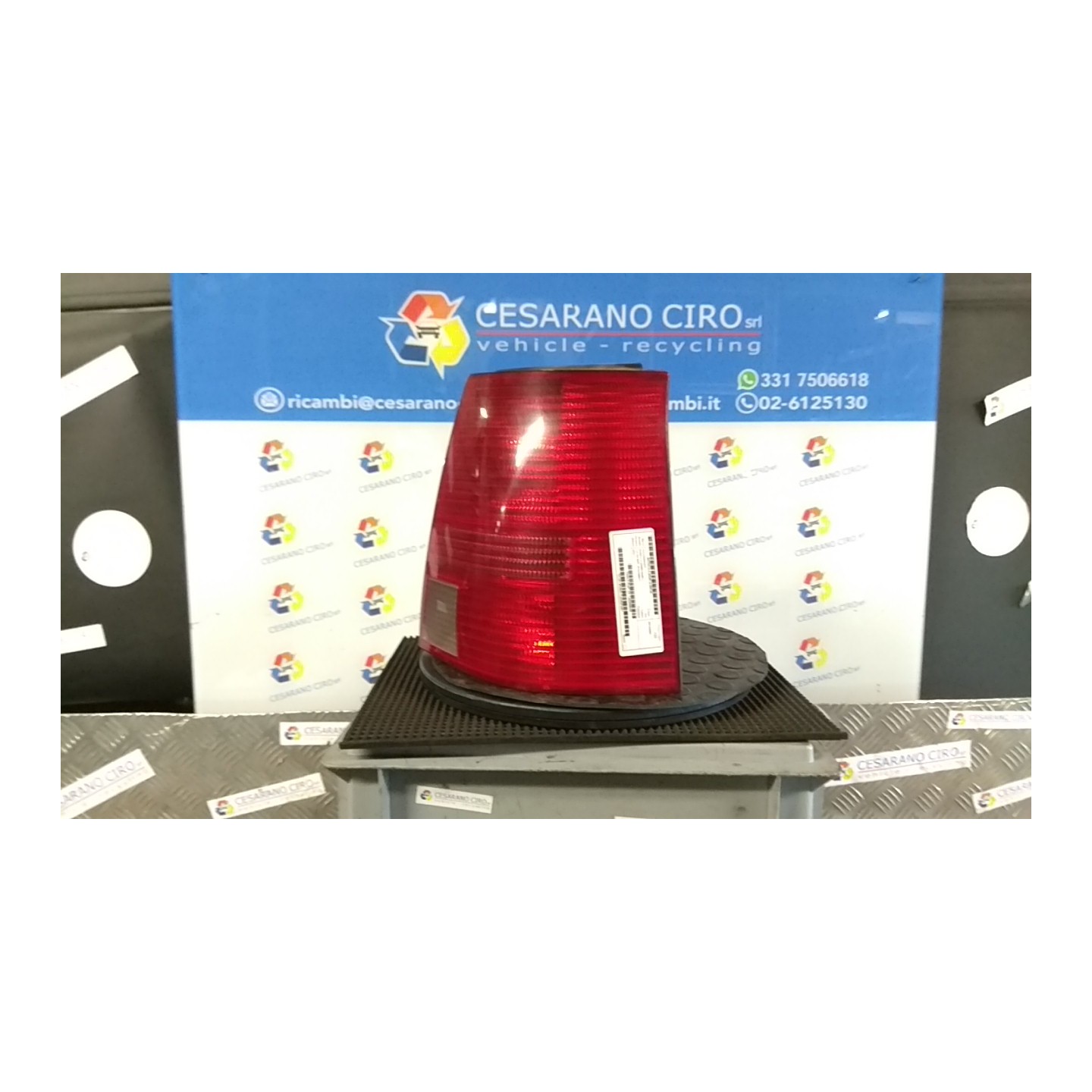 FANALE POST. DX. 130 VOLKSWAGEN BORA (1J) (03/99-02/06) ATD 1J5945096AB