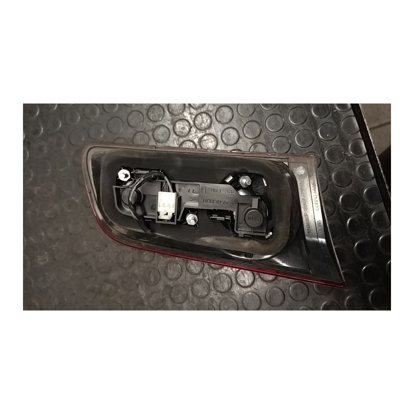 FANALE POST. PARTE INT. DX. 139 FIAT CROMA (2T) (10/07-12/11) 939A2000 51727251